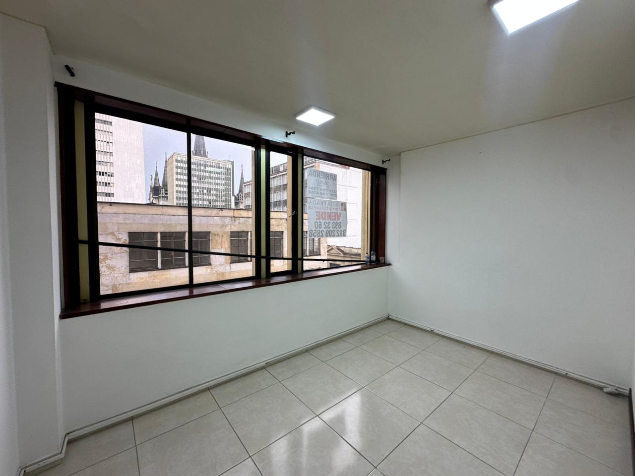 Foto de Oficina en Venta en Centro, Manizales - 6 - 279067198