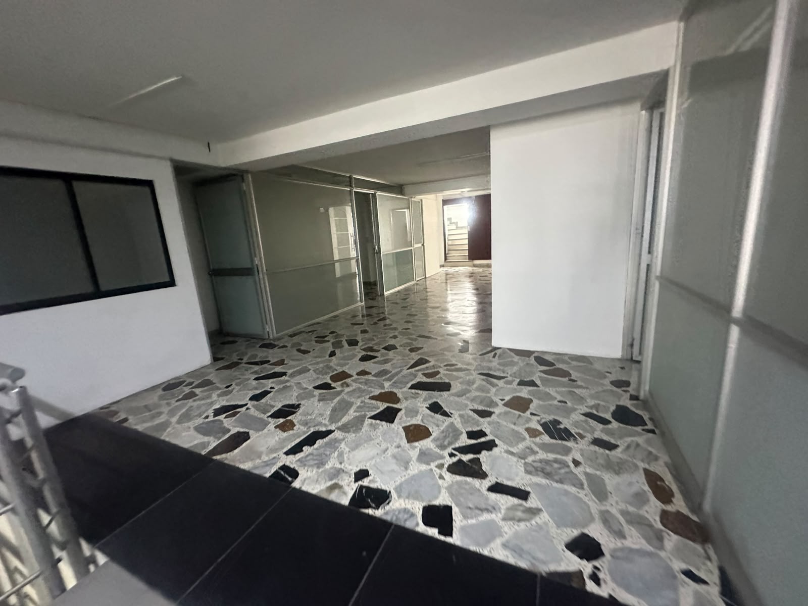 Foto de Local en Arriendo en Avenida 30 de agosto, Pereira - 8 - 279069419