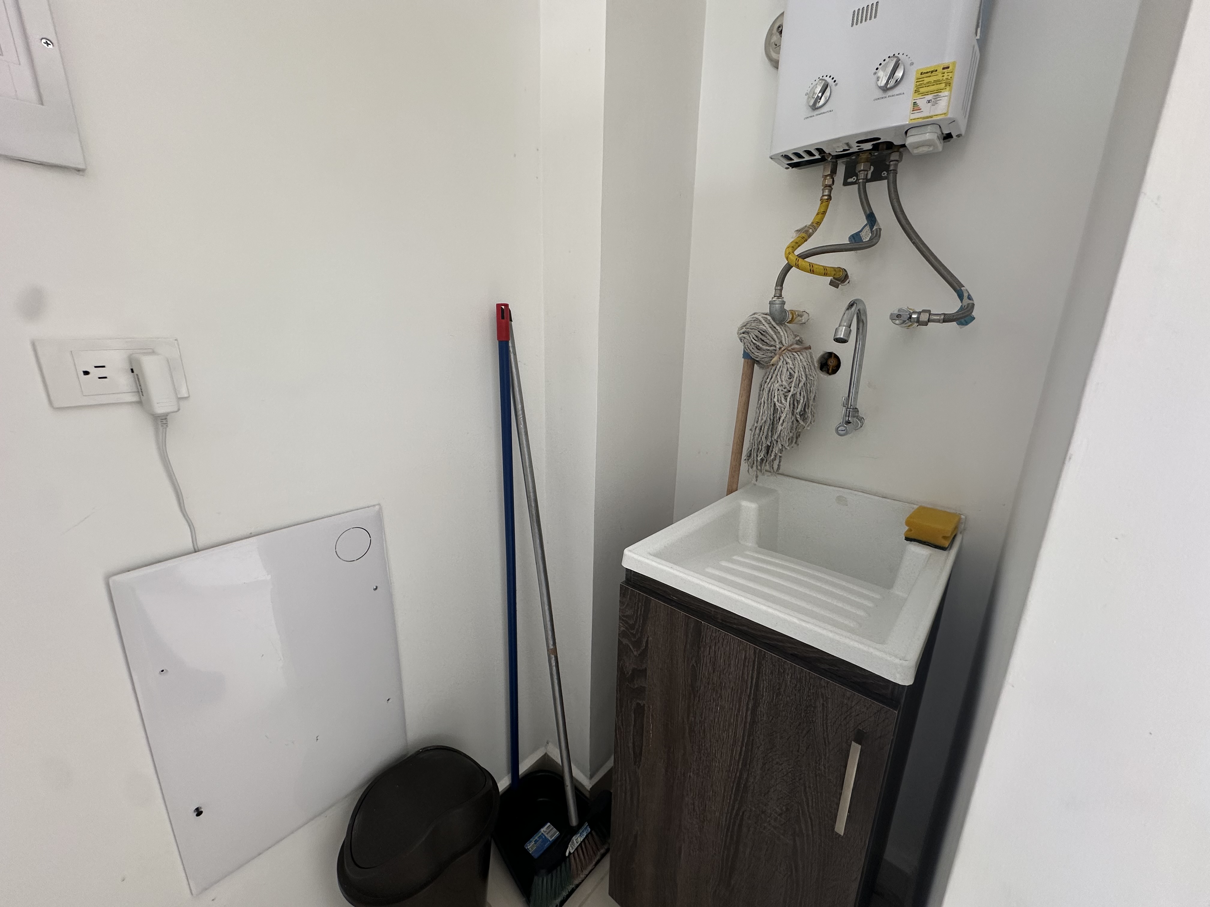 Foto de Apartaestudio en Venta en Av 19, Armenia  - 2 - 279069127