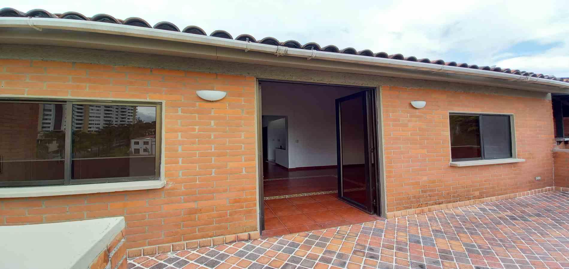 Foto de Casa en Venta en Alamos, Pereira - 3 - 279061376