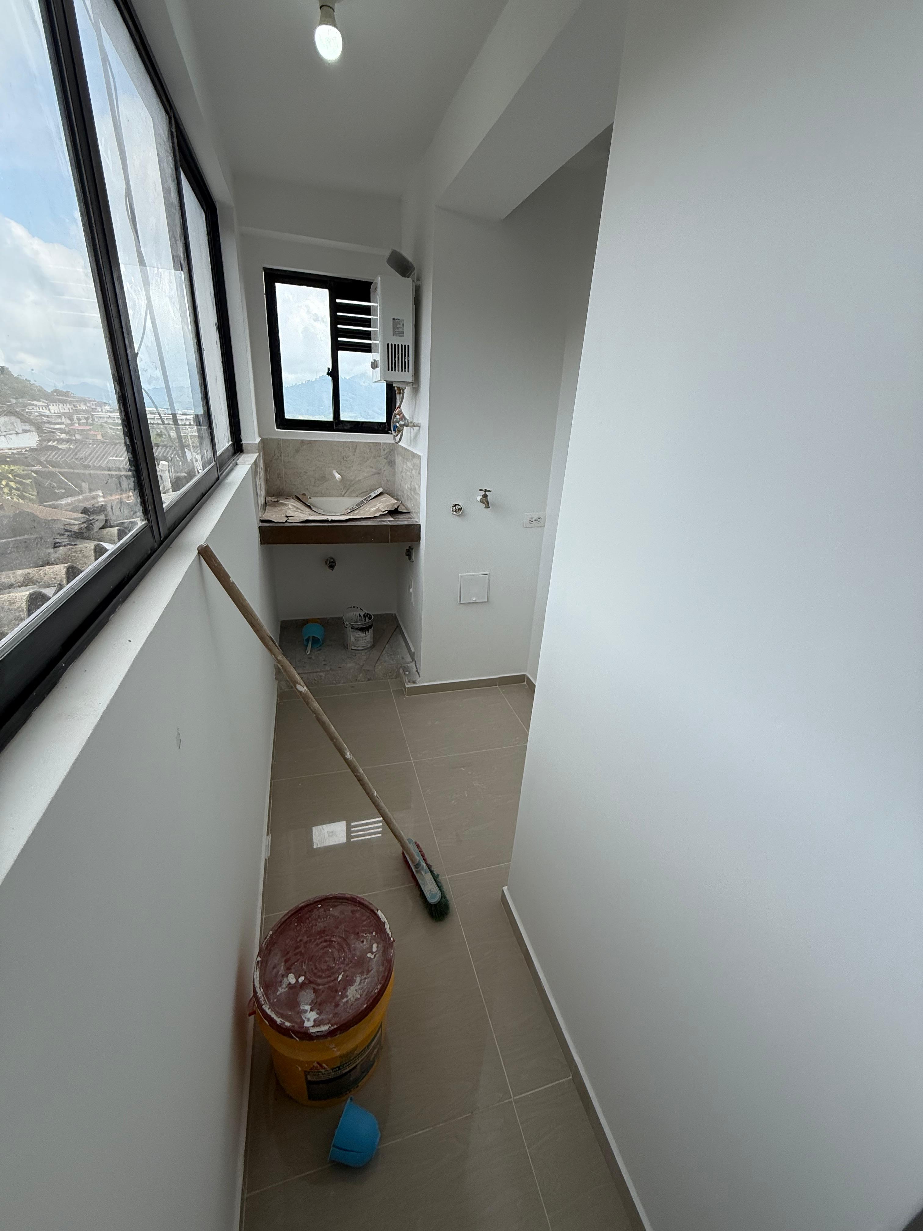 Foto de Edificio en Venta en Centro, Neira - 15 - 279063048