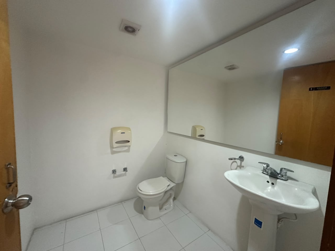 Foto de Local en Arriendo en Palogrande, Manizales - 1 - 17992