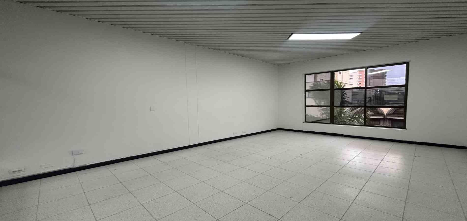 Foto de Local para Arriendo en Centro, Pereira - 279067373