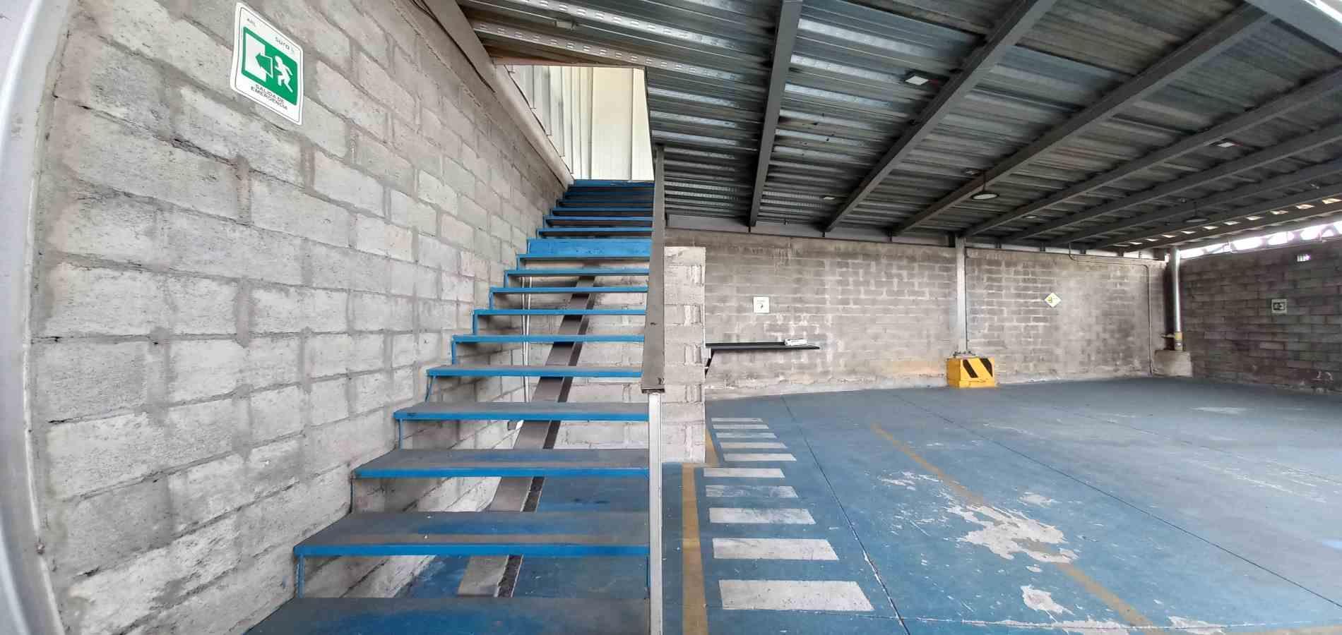Foto de Bodega en Arriendo en Av. la romelia el pollo, Dosquebradas - 6 - 279068993