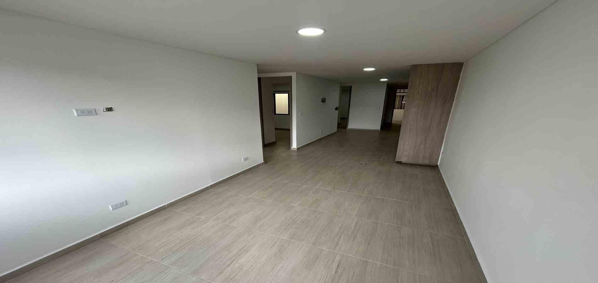 Foto de Apartamento en Arriendo en Avenida 30 de agosto, Pereira - 1 - 279069400