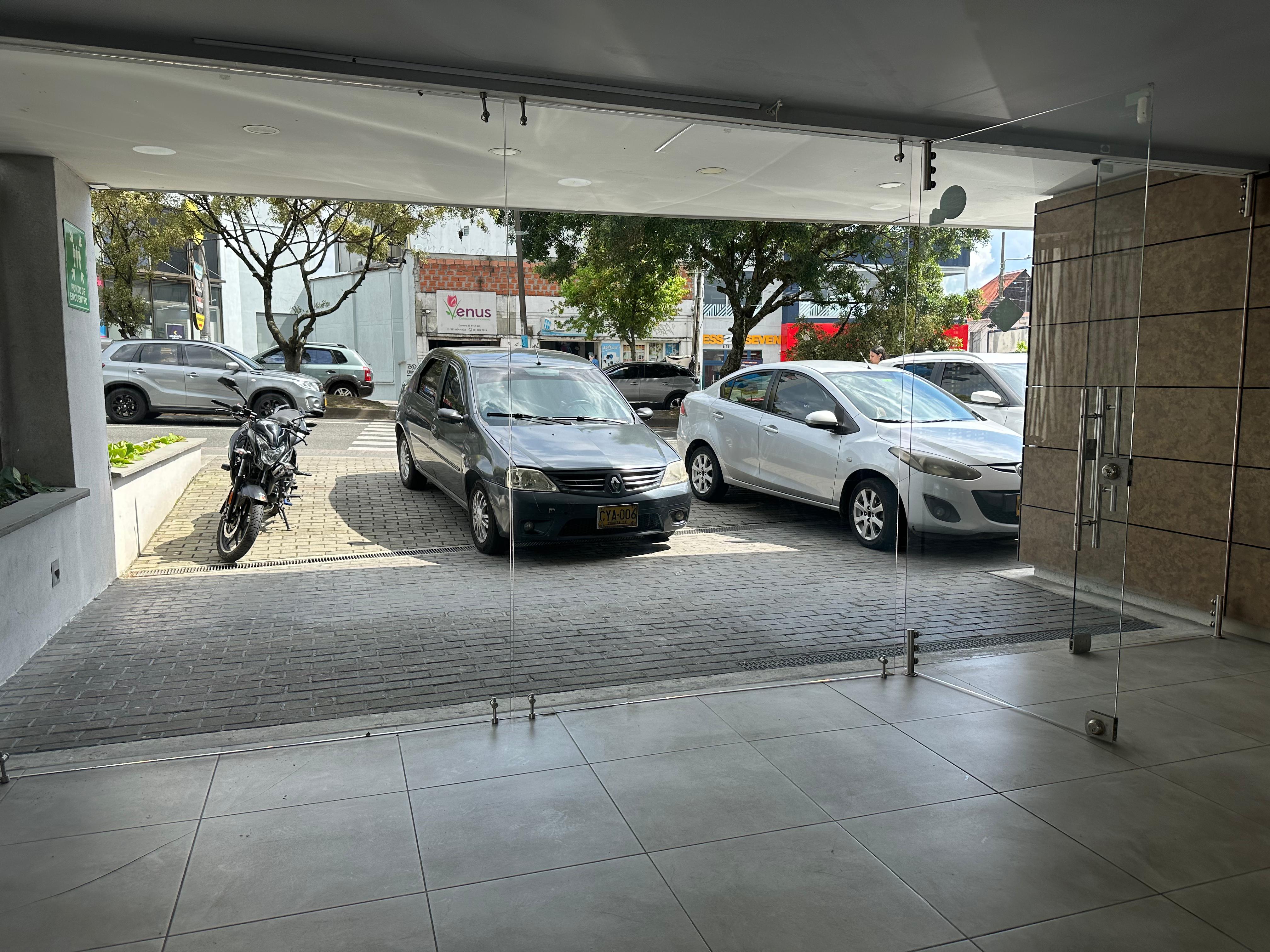 Foto de Local en Arriendo en Avenida santander , Manizales - 3 - 279064022
