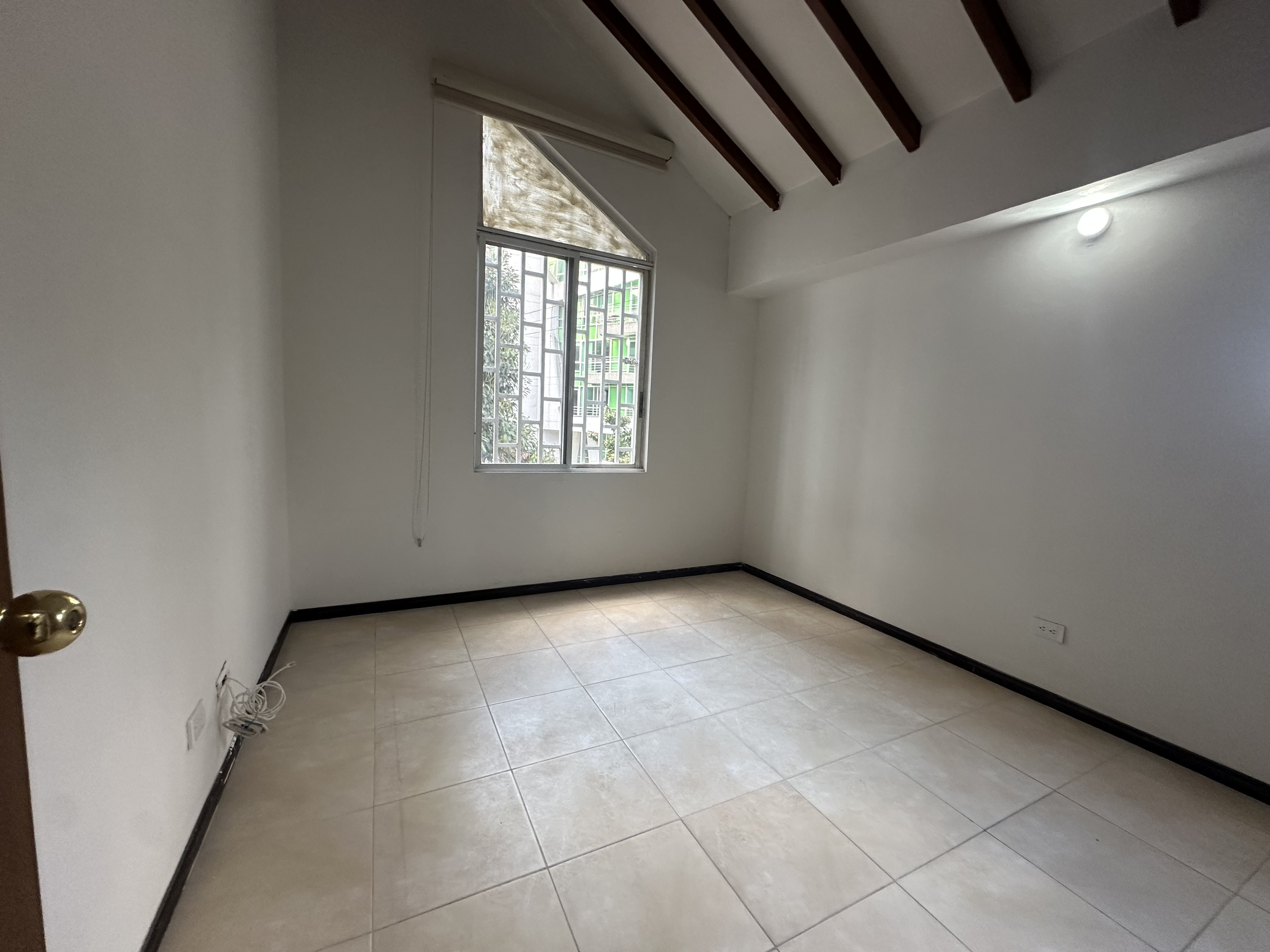 Foto de Casa en Venta en Laureles, Armenia  - 2 - 279069530