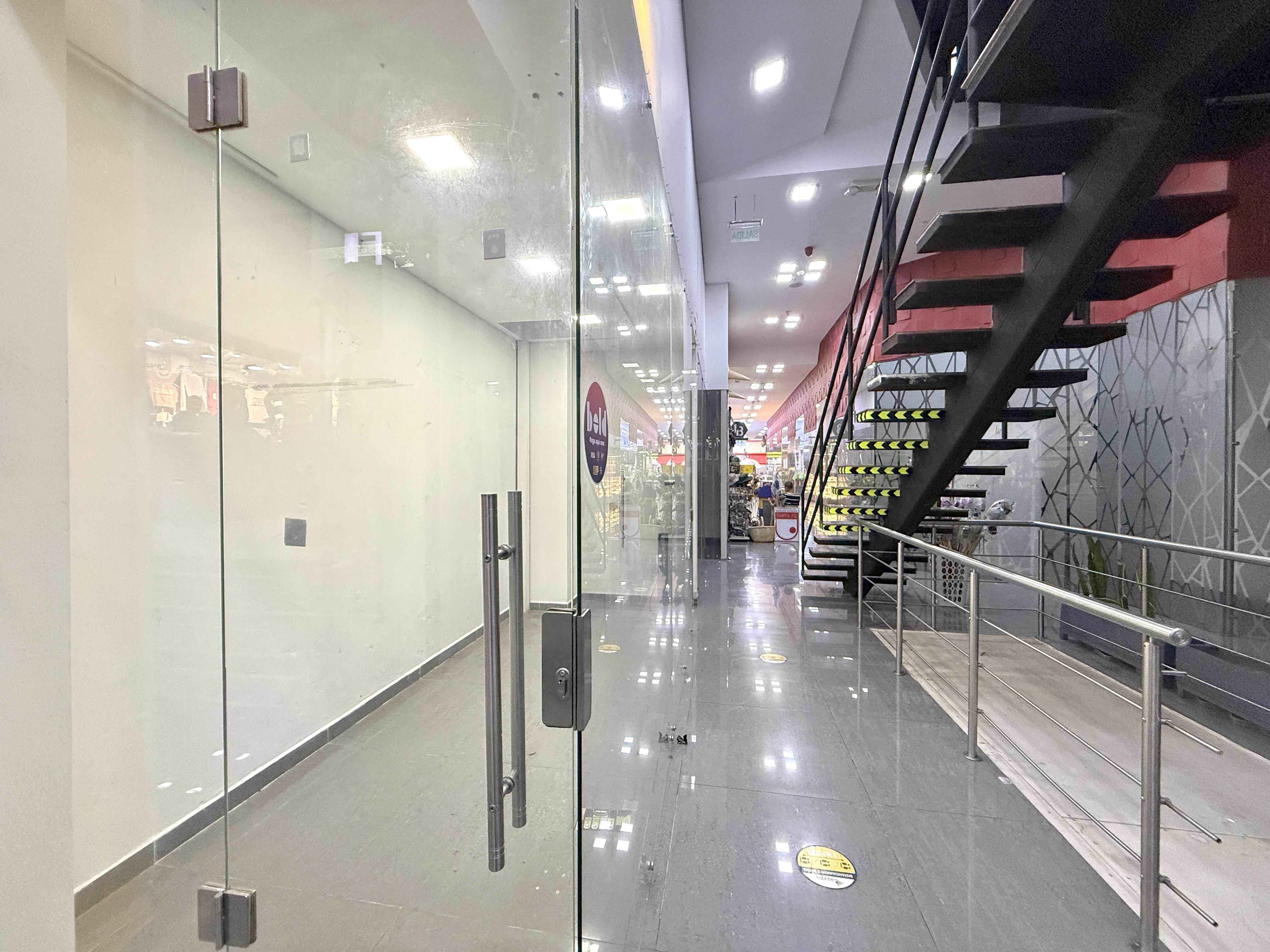 Foto de Local en Arriendo en Centro, Pereira - 9 - 279064458