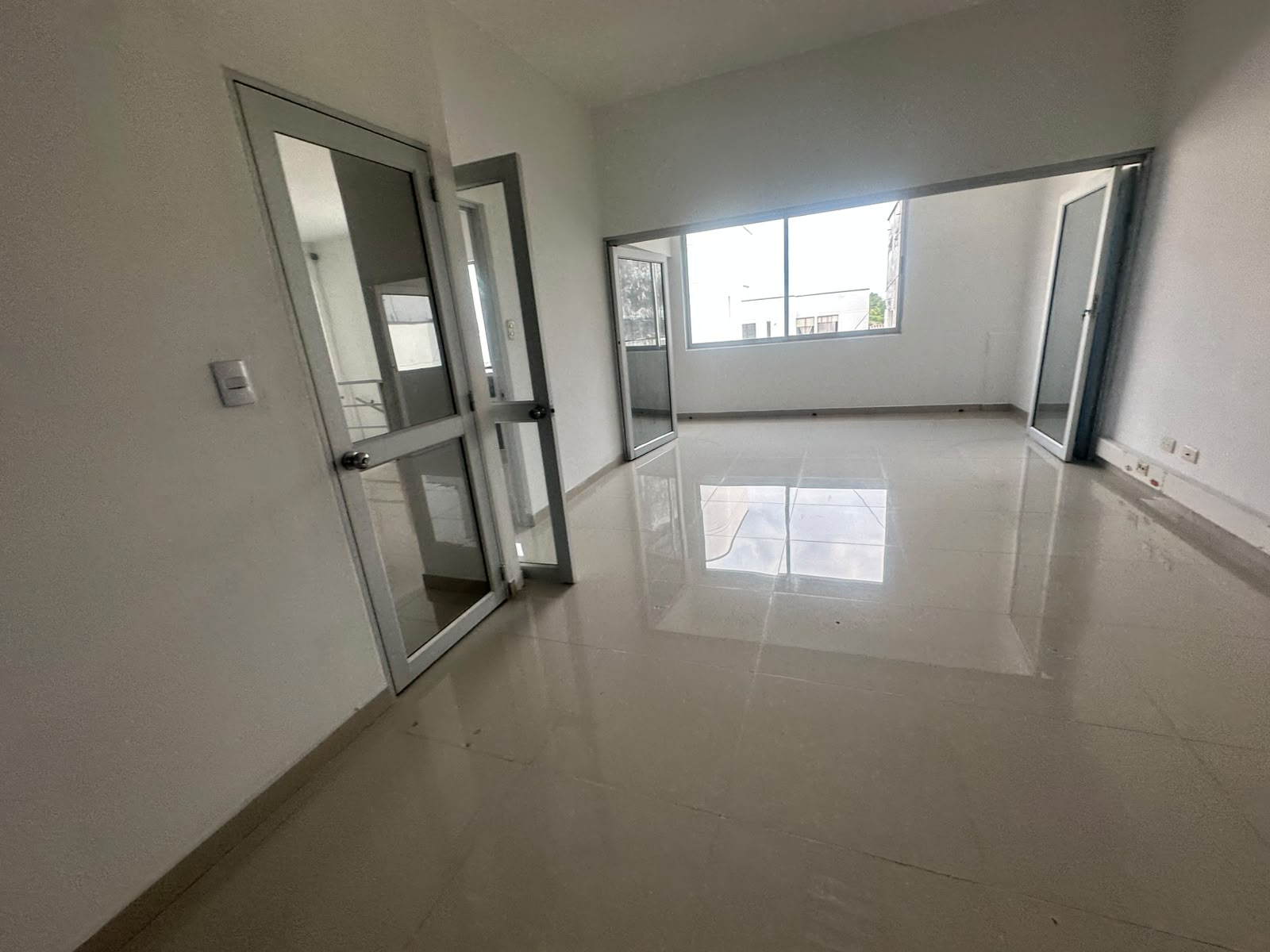 Foto de Local en Arriendo en Avenida 30 de agosto, Pereira - 17 - 279069419