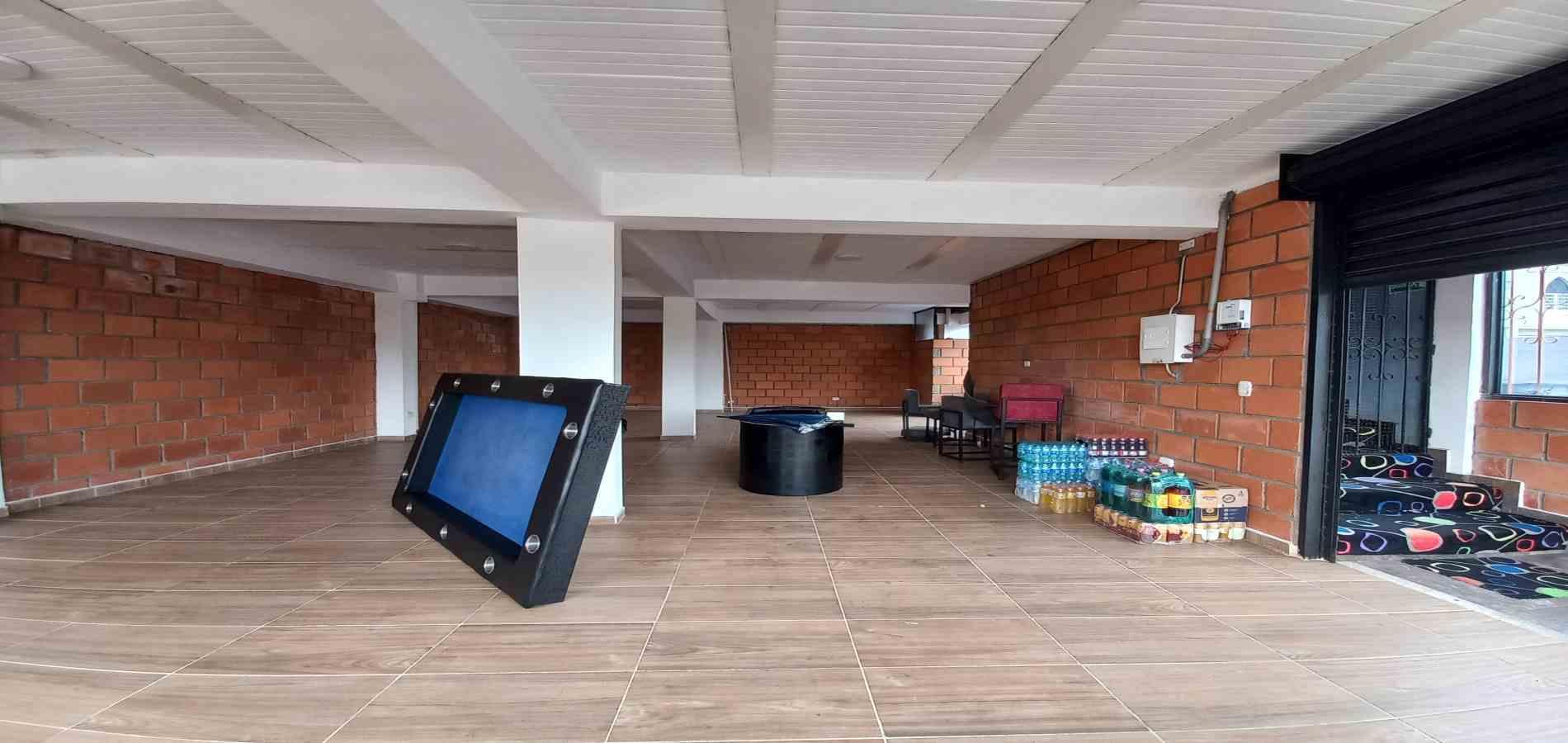 Foto de Local en Arriendo en Circunvalar, Pereira - 1 - 279068662