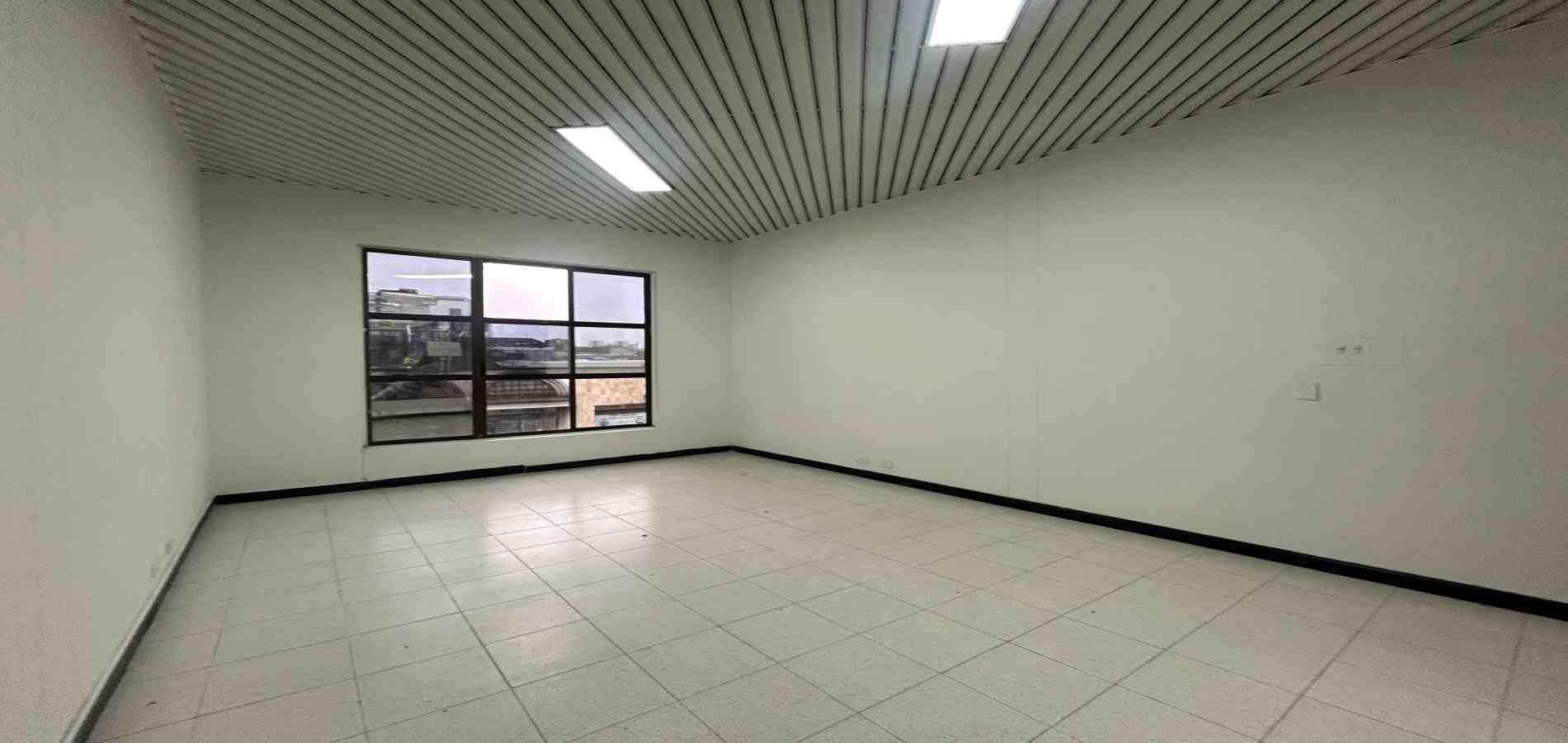 Foto de Local en Arriendo en Centro, Pereira - 3 - 279067373