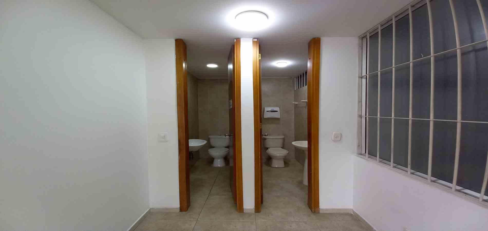 Foto de Local en Arriendo en Avenida santander , Manizales - 8 - 279065682