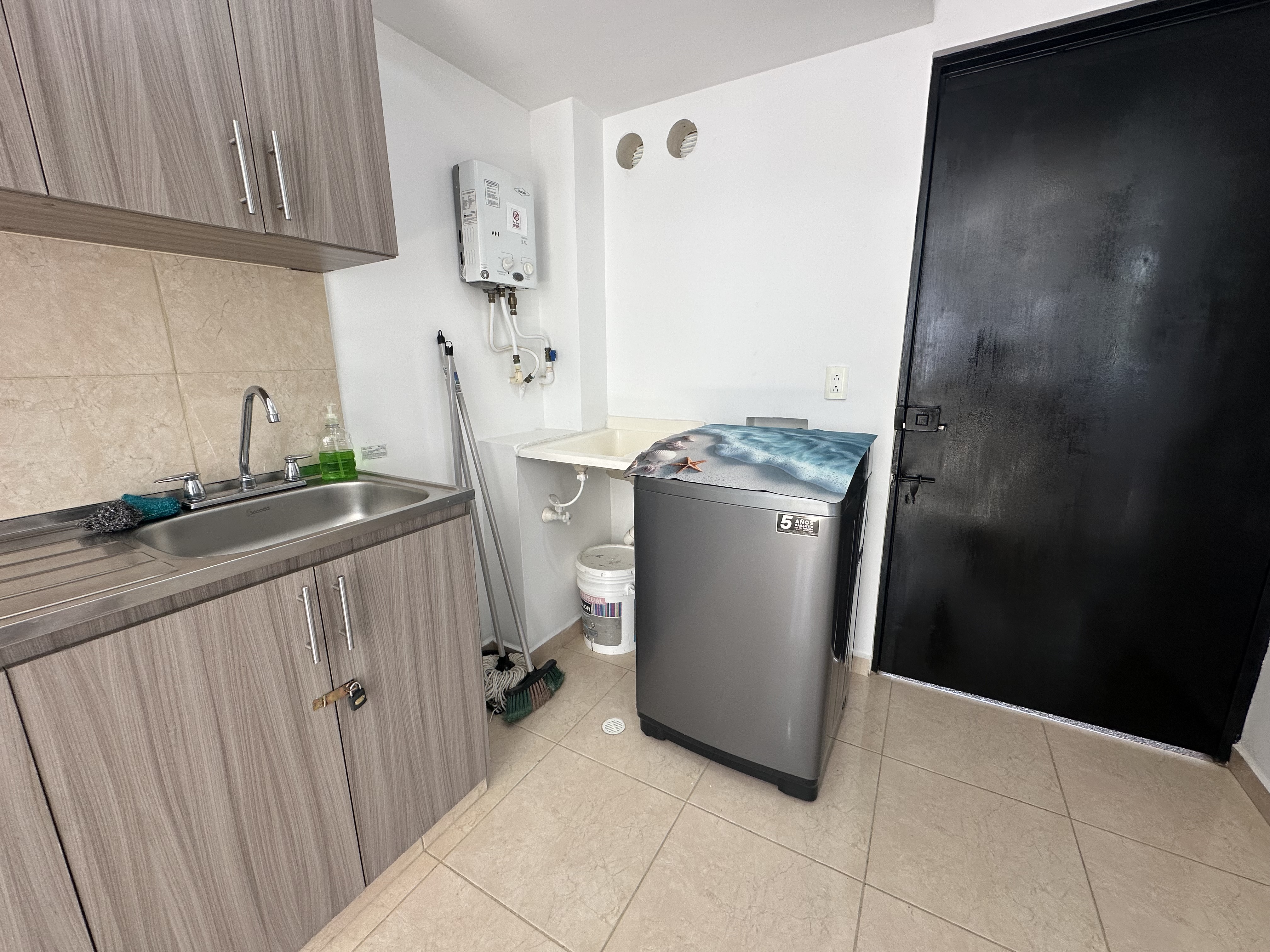 Foto de Apartaestudio en Arriendo en Av bolivar, Armenia  - 2 - 279069148