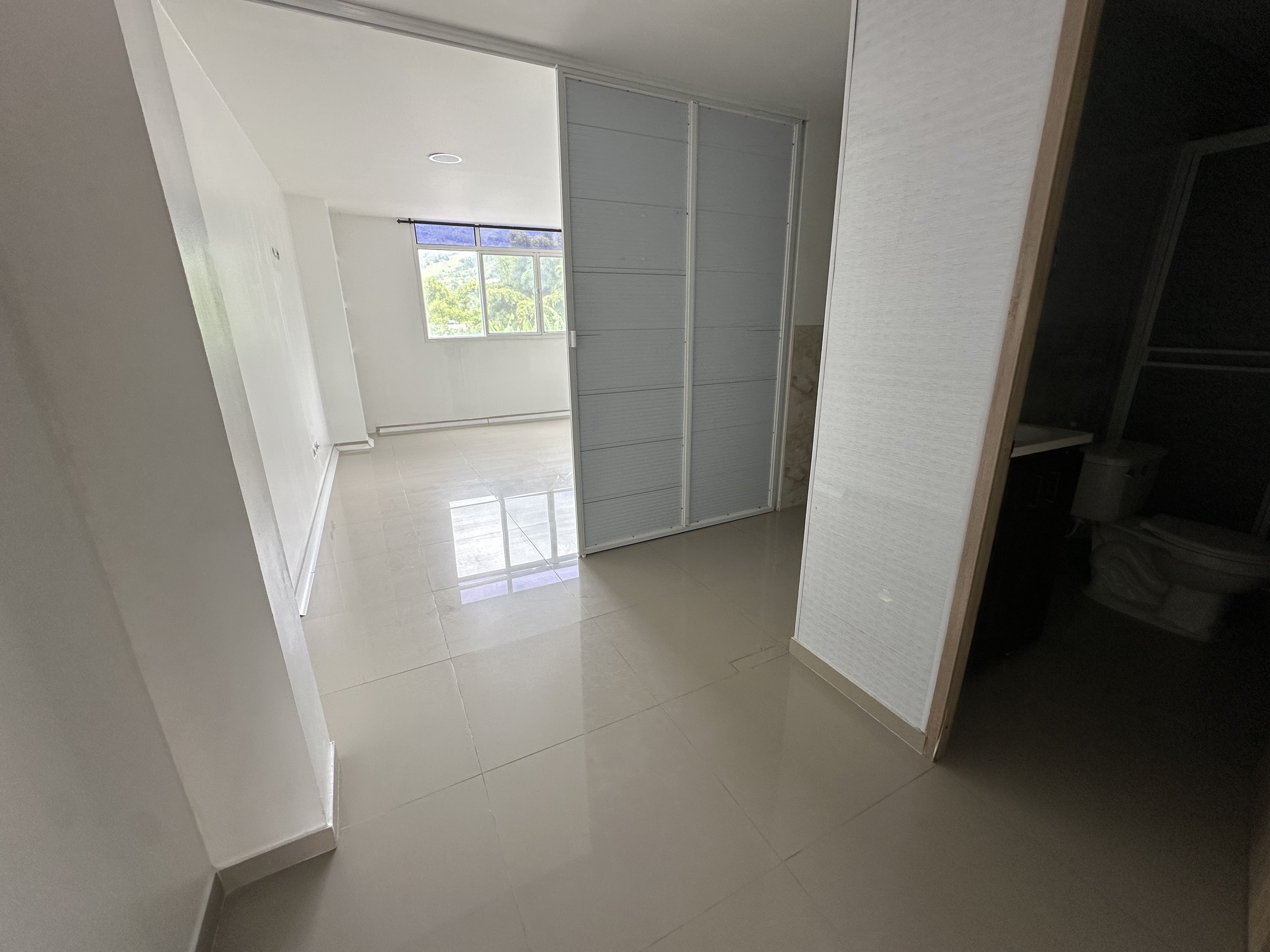 Foto de Local en Arriendo en Avenida centenario, Armenia  - 3 - 279068777
