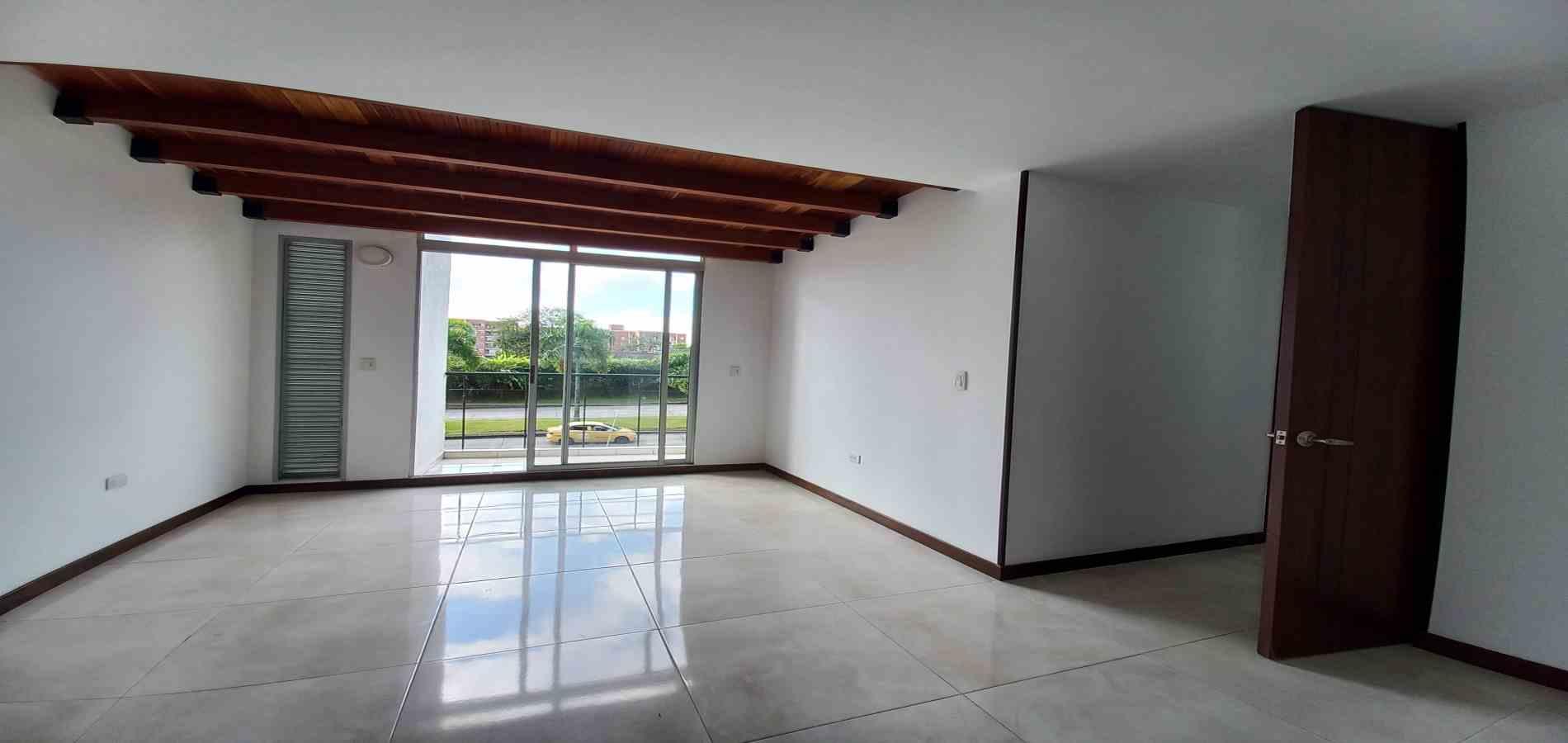 Foto de Apartamento para Venta en Av sur, Pereira - 279066479