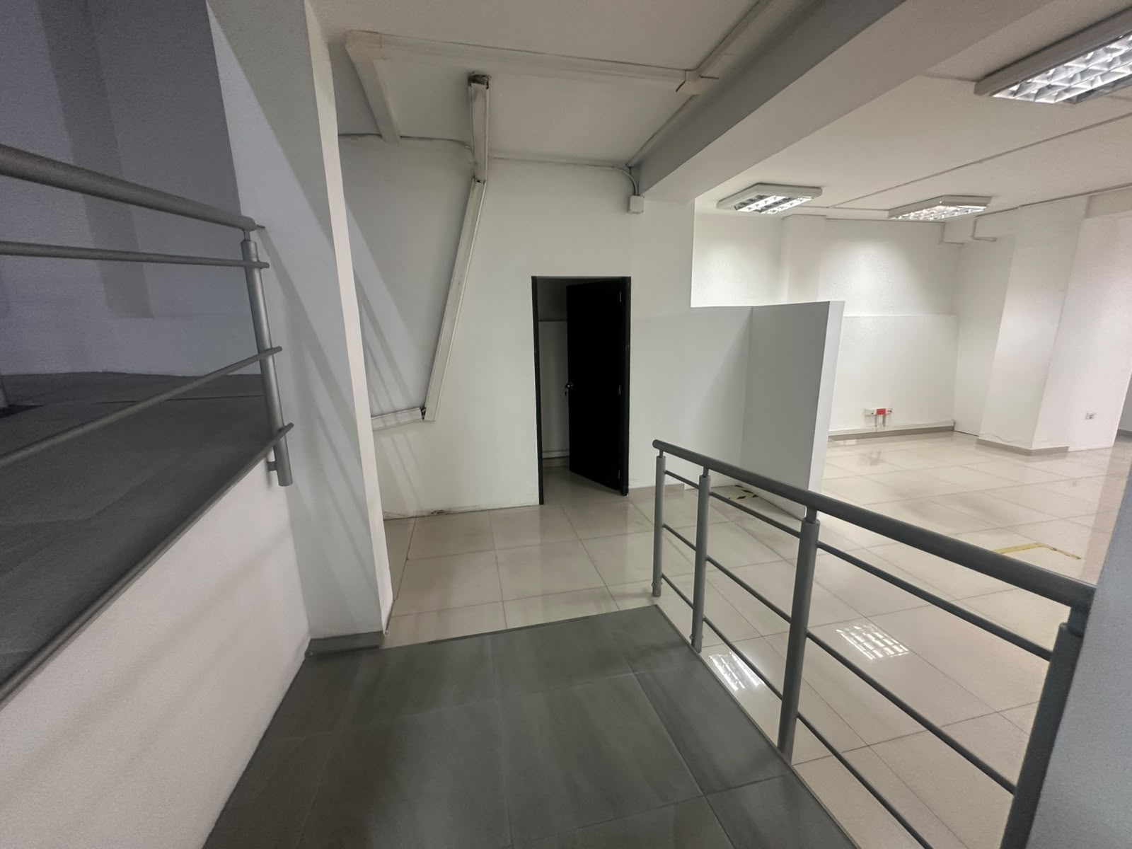 Foto de Local en Arriendo en Avenida 30 de agosto, Pereira - 2 - 279069419