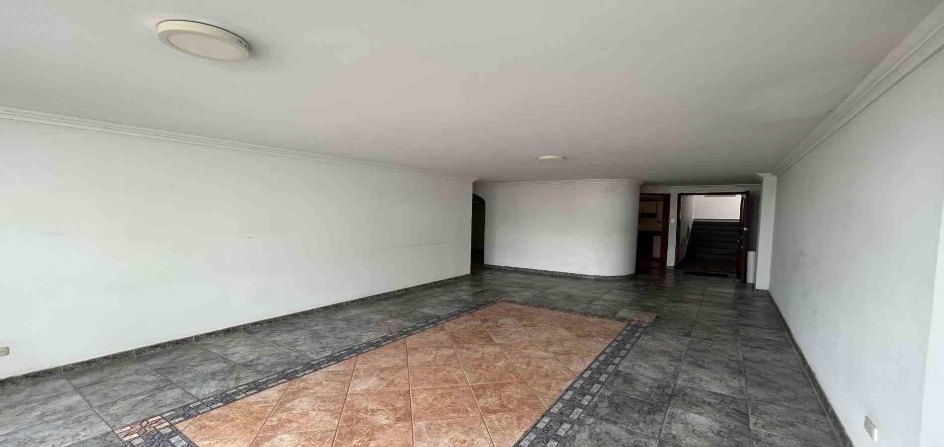 Foto de Apartamento para Arriendo en Maraya, Pereira - 279069262