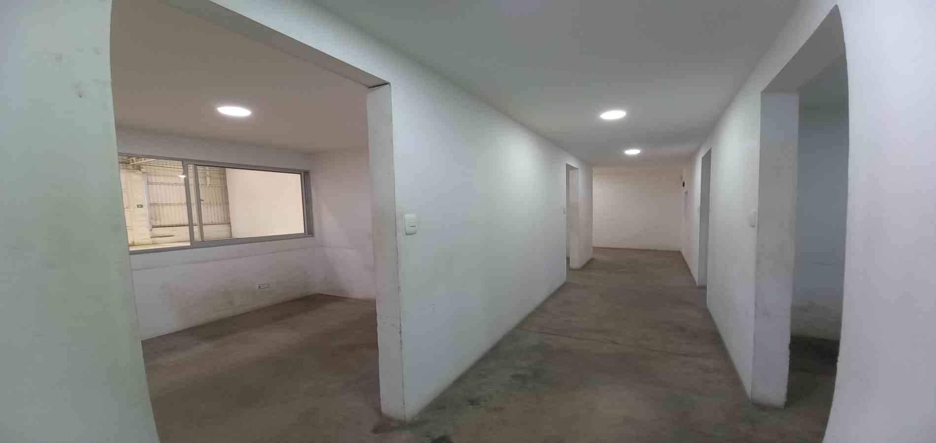 Foto de Bodega en Arriendo en Malteria, Manizales - 12 - 279068942