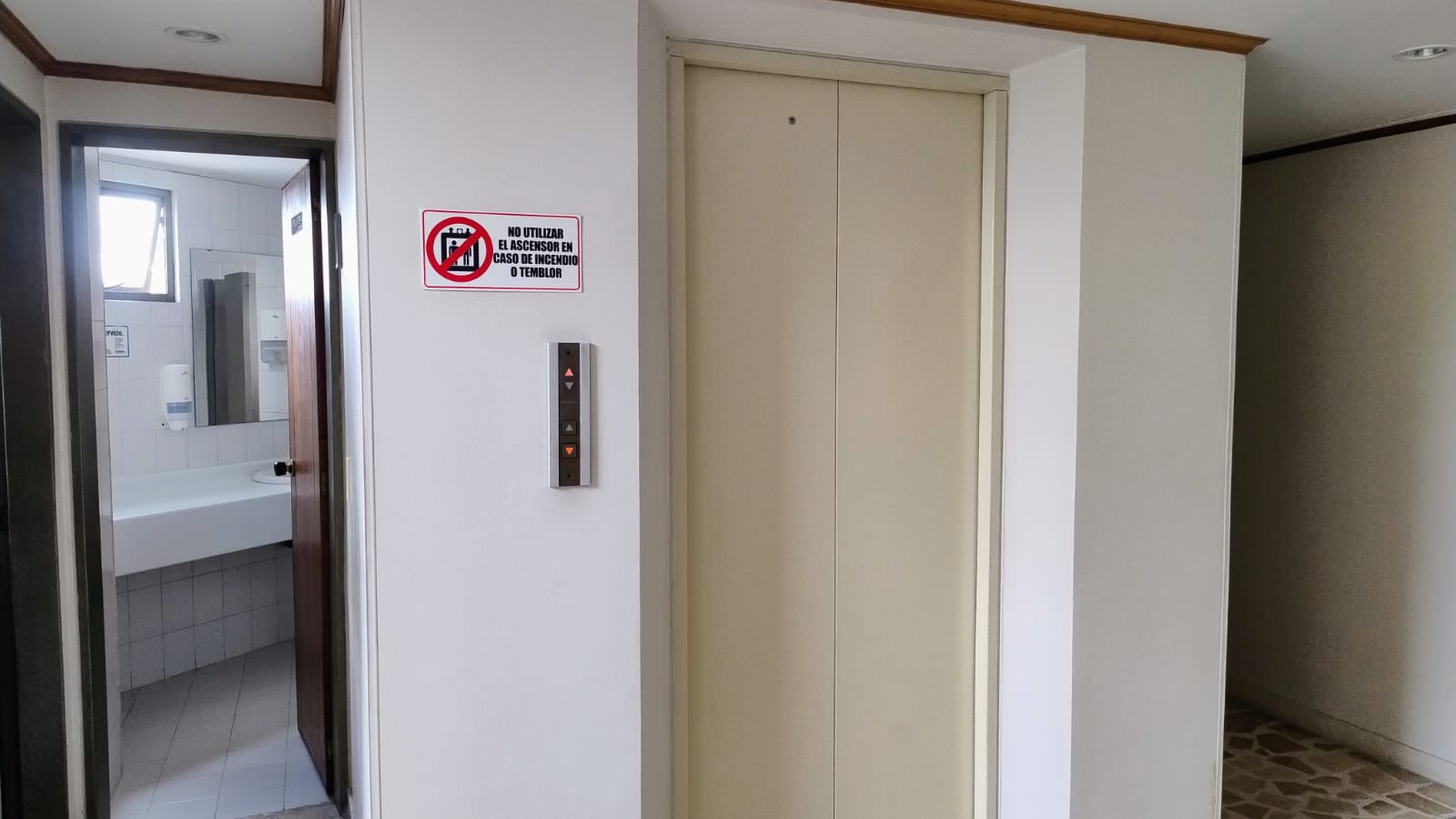 Foto de Oficina en Venta en Palogrande, Manizales - 3 - 279062347