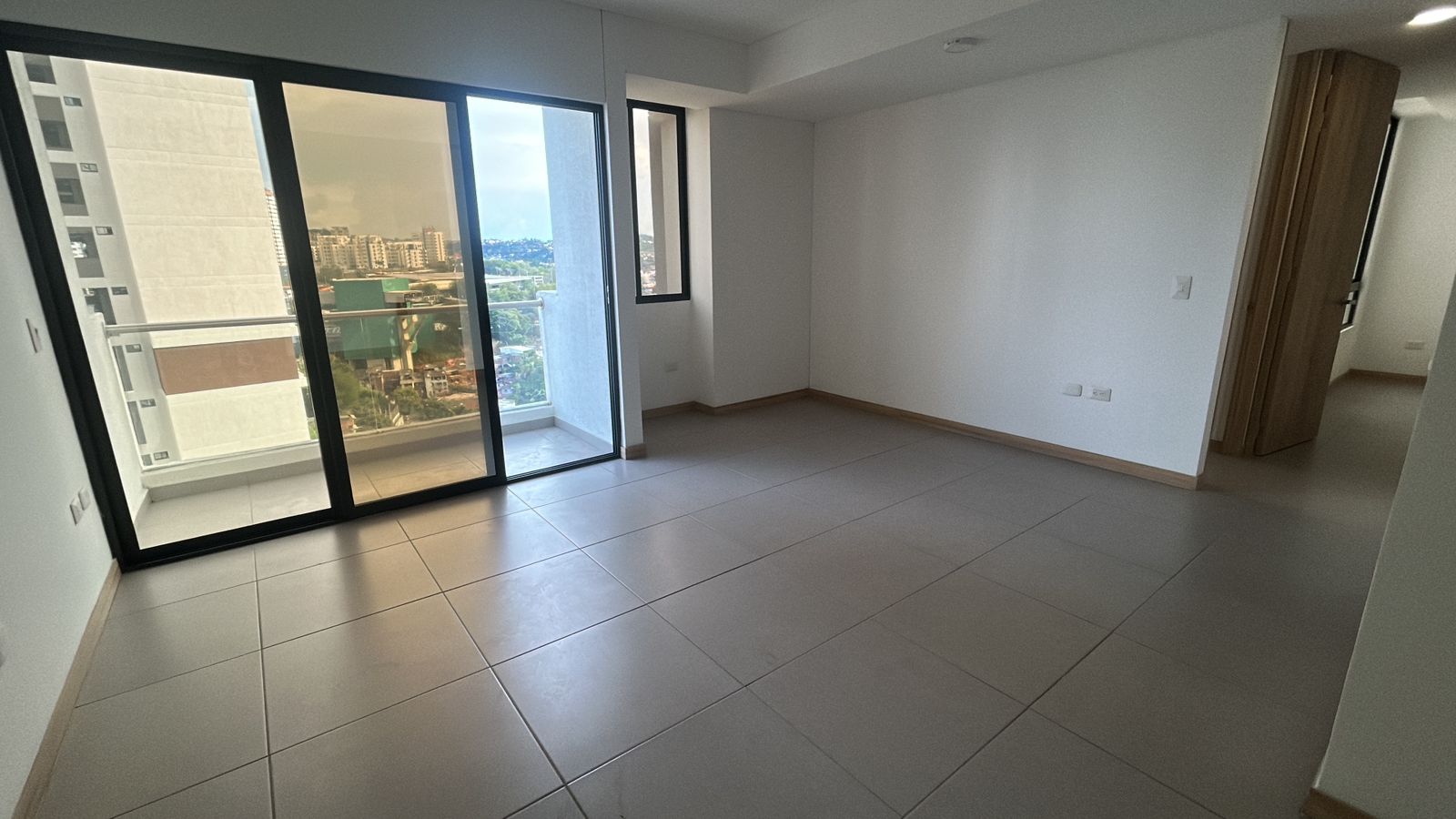 Foto de Apartamento para Arriendo en Pinares, Pereira - 279068395