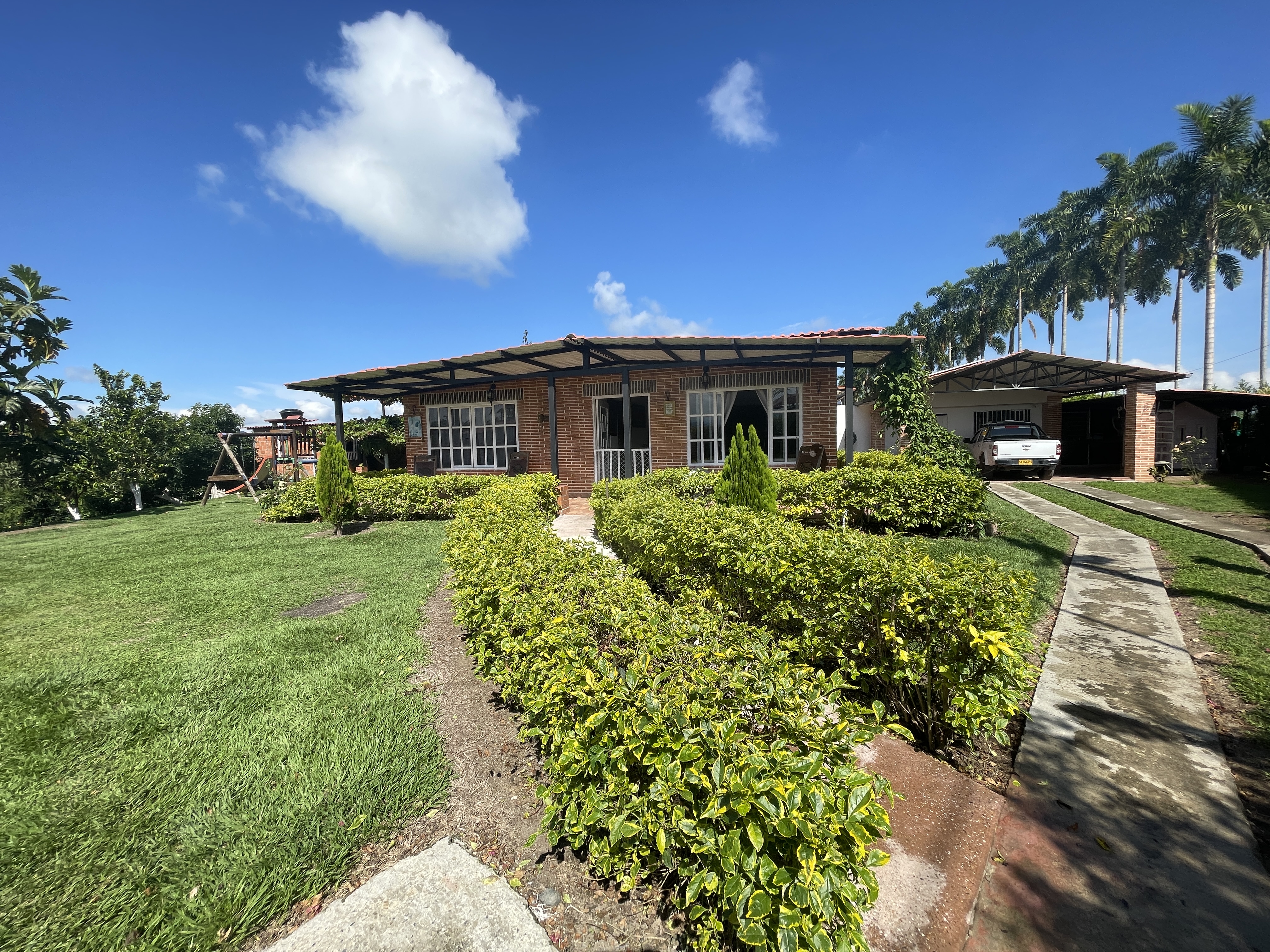 Foto de Casa campestre en Venta en Zona rural, Alcala - 3 - 279064533