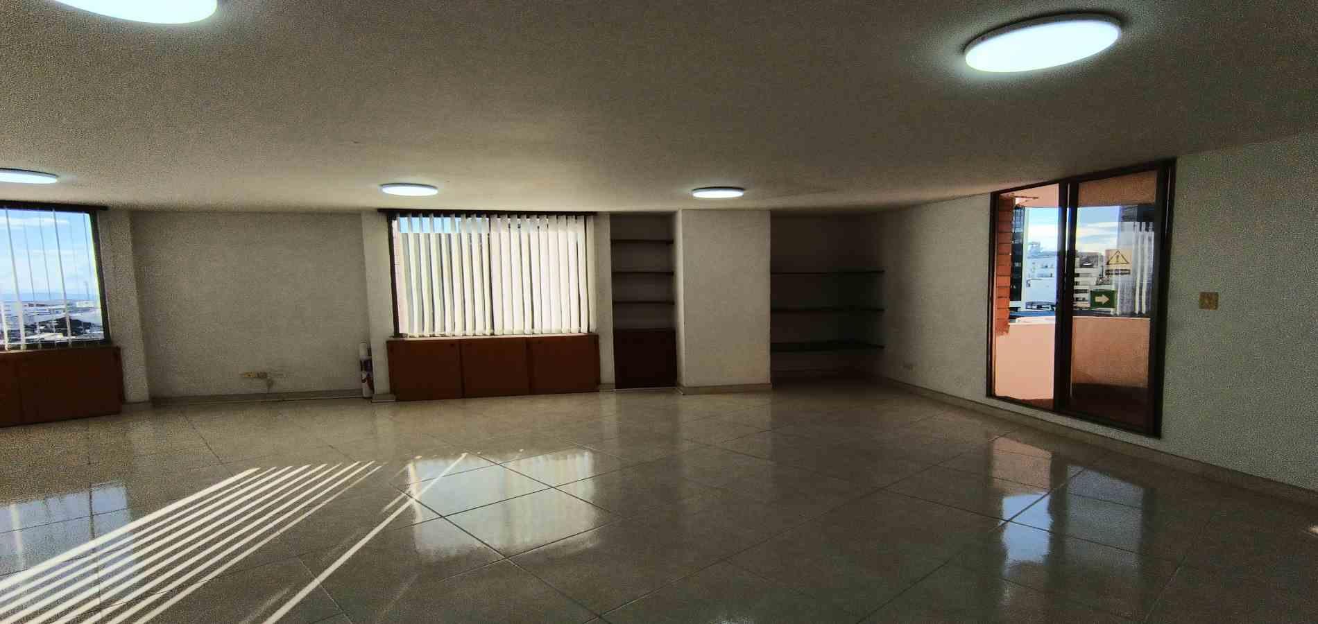 Foto de Oficina en Arriendo en Centro, Manizales - 14 - 279067977