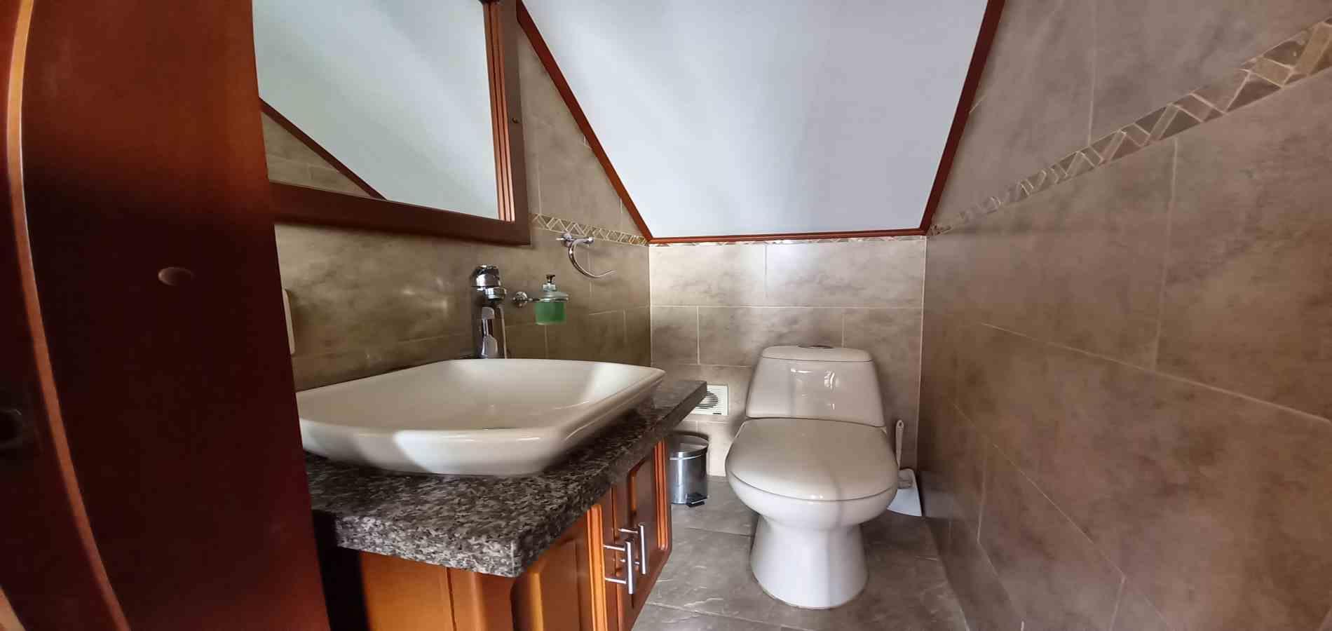 Foto de Casa en Arriendo en Avenida alberto mendoza, Manizales - 16 - 279069983
