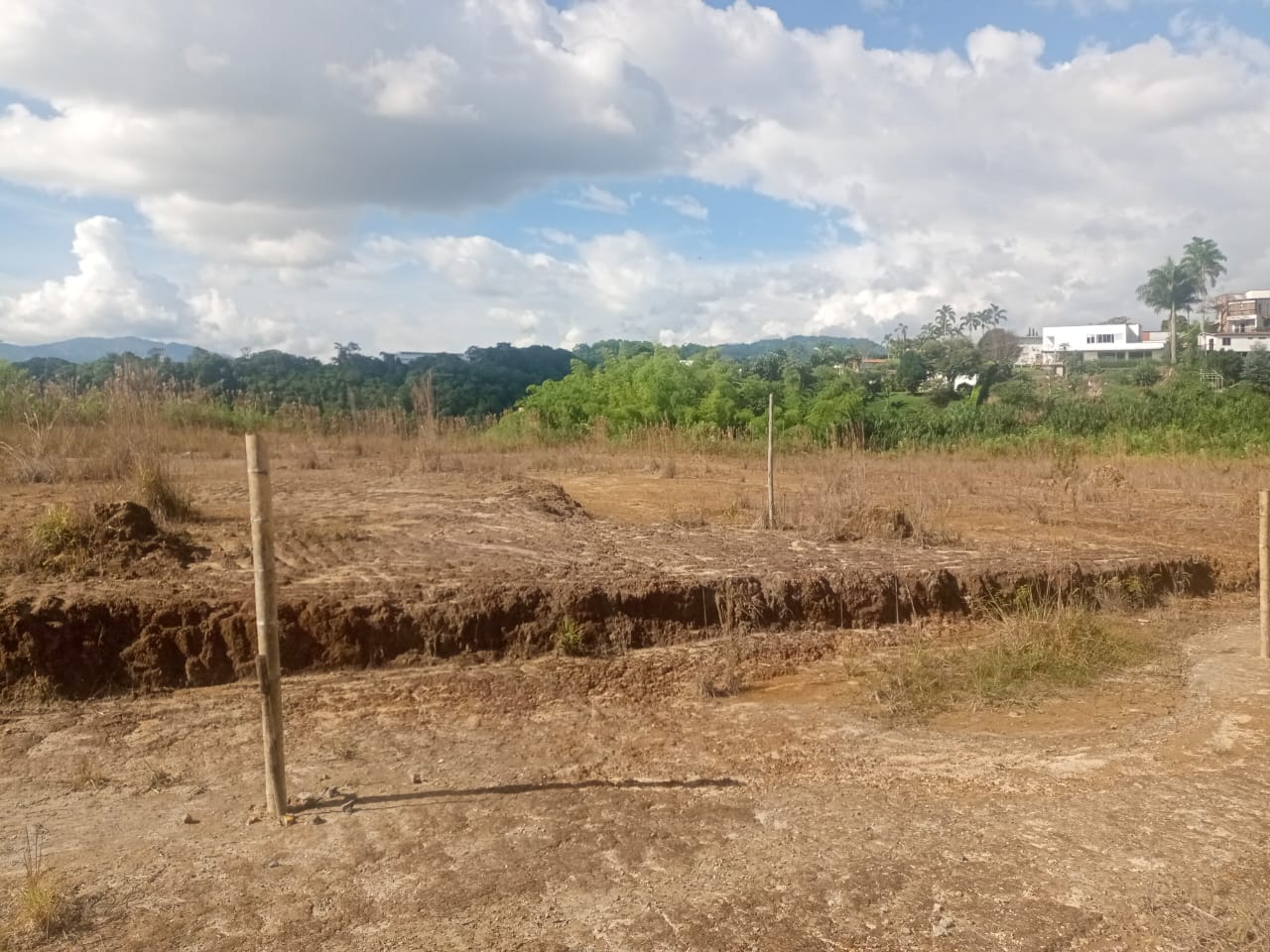 Foto de Lote / terreno en Venta en Via armenia, Pereira - 4 - 279052343