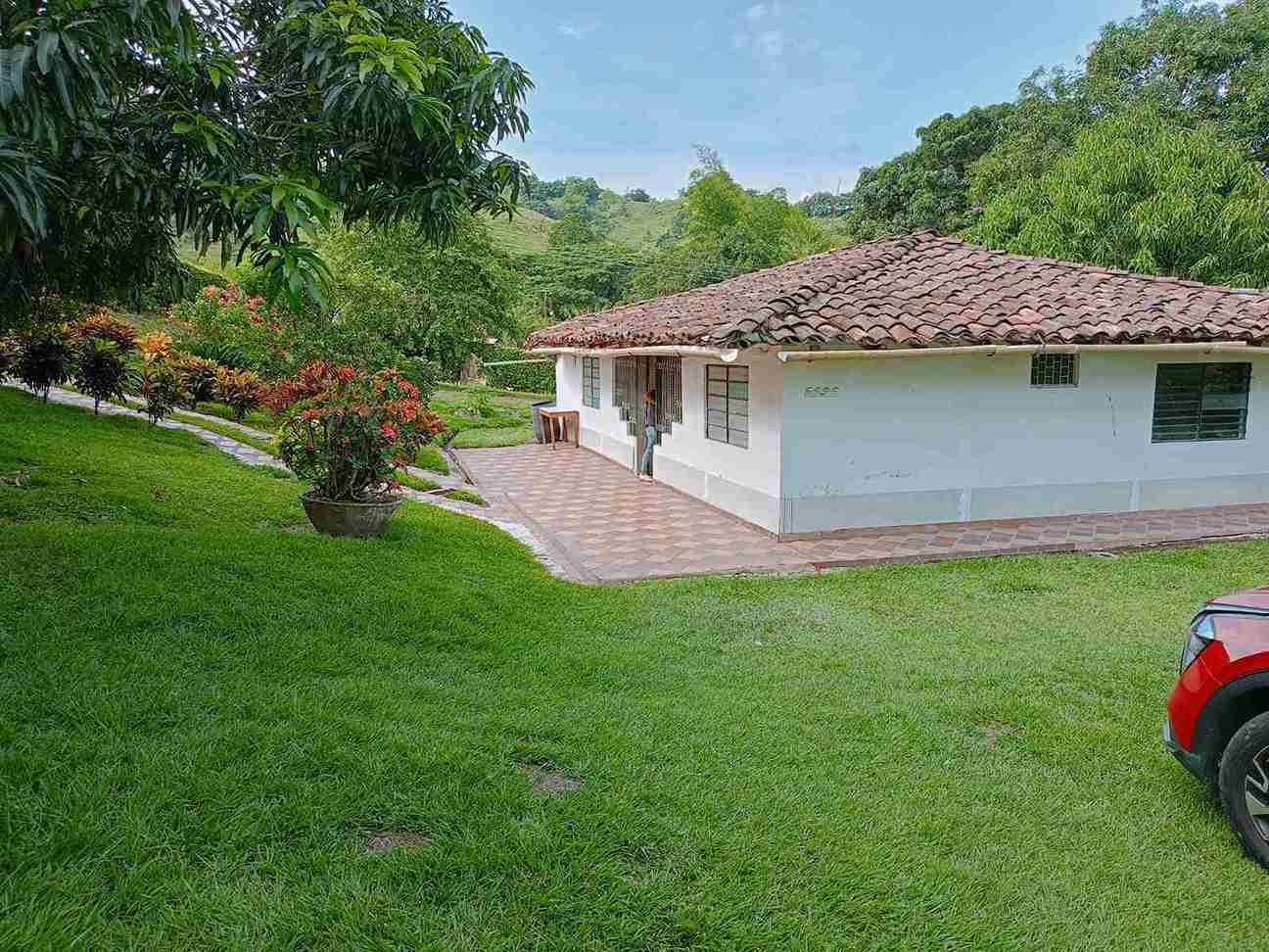 Foto de Casa campestre para Venta en Kilometro 41, Manizales - 279057741