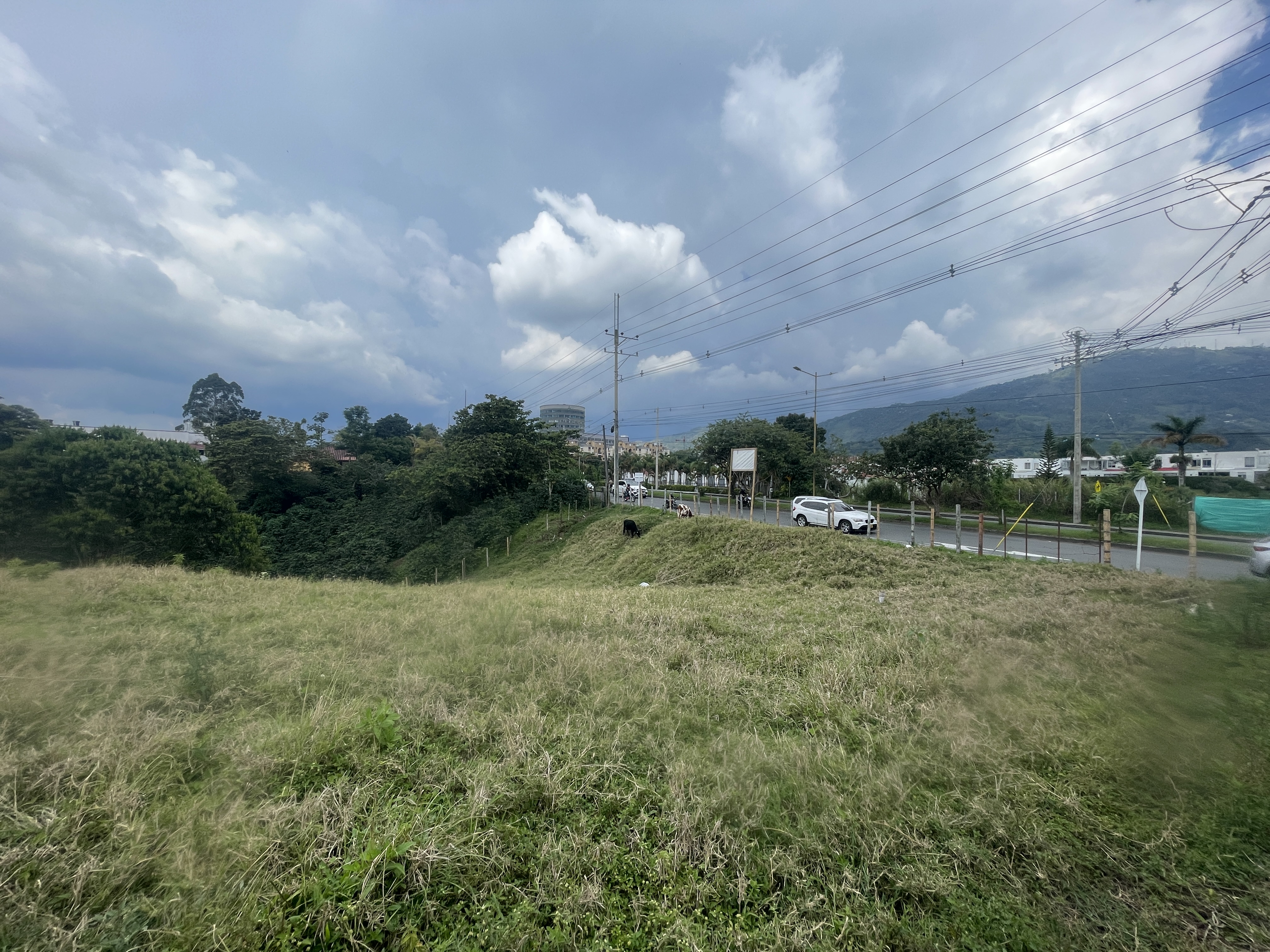Foto de Lote / terreno en Venta en Avenida centenario, Armenia  - 4 - 279065799