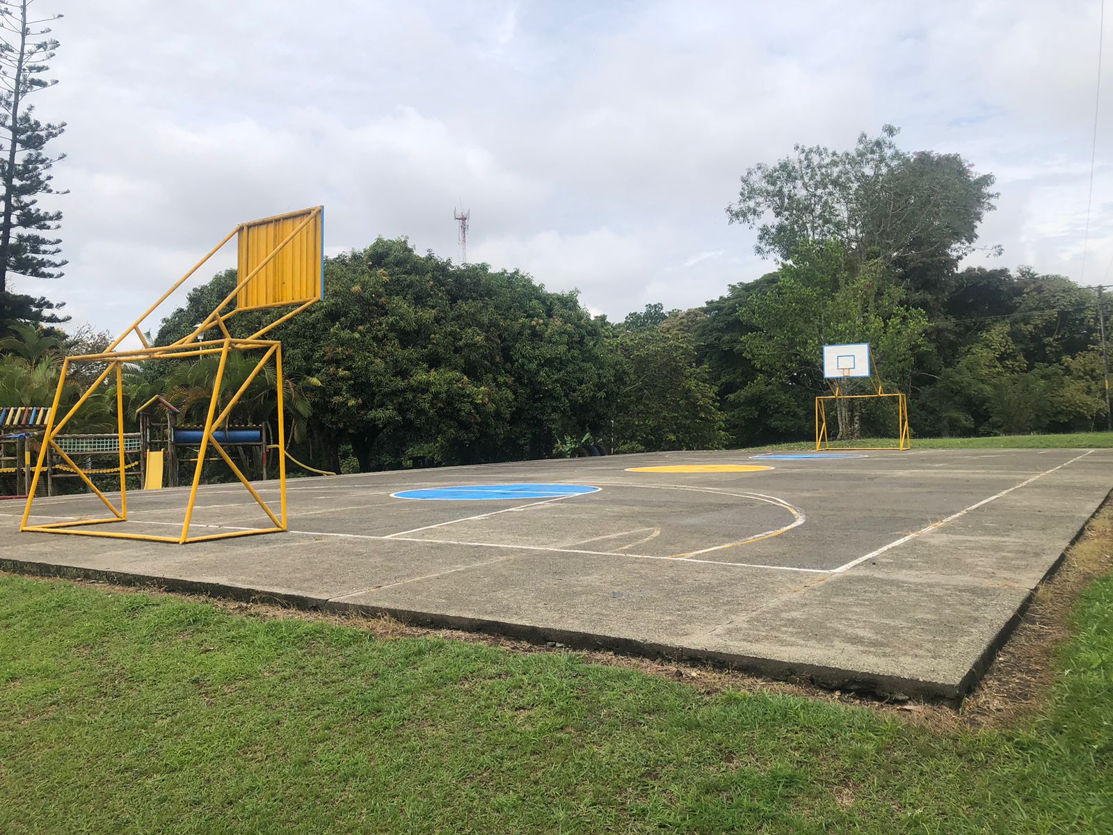 Foto de Casa campestre en Arriendo en Tres puertas, Pereira - 23 - 279054896
