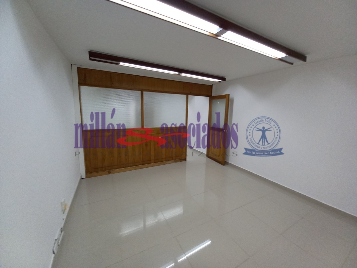 Foto de Oficina en Venta en Centro, Manizales - 4 - 279060917