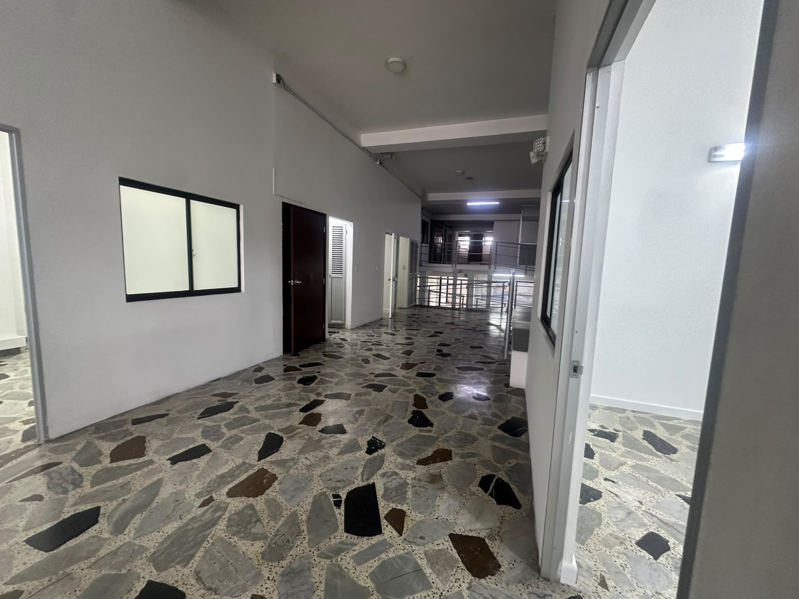 Foto de Local en Arriendo en Avenida 30 de agosto, Pereira - 22 - 279069419