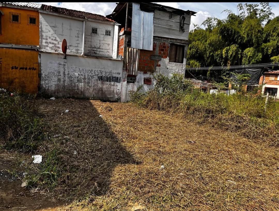 Foto de Lote / terreno en Venta en Colinas del bosque, Dosquebradas - 8 - 279066259