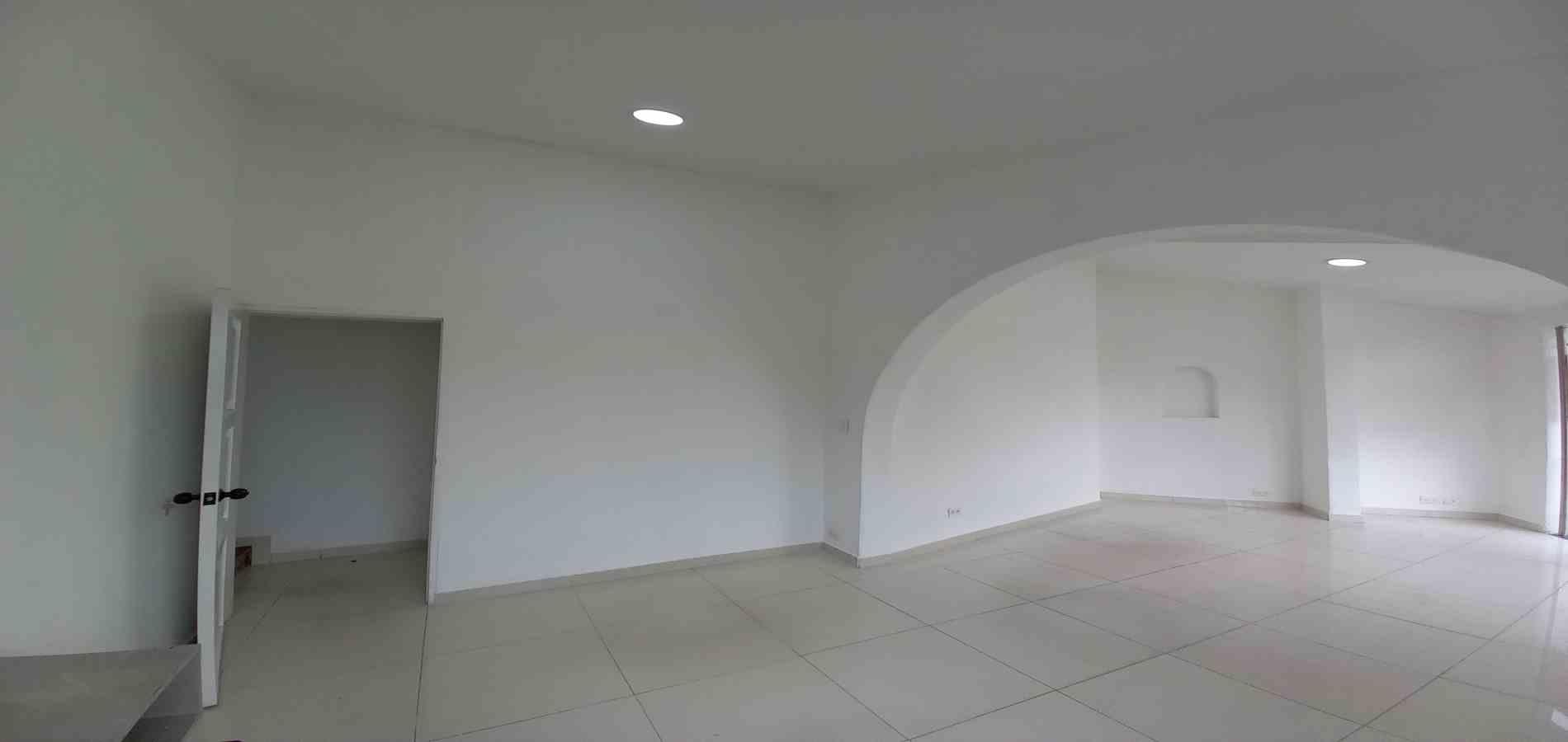 Foto de Local en Arriendo en Arboleda, Manizales - 3 - 279068903