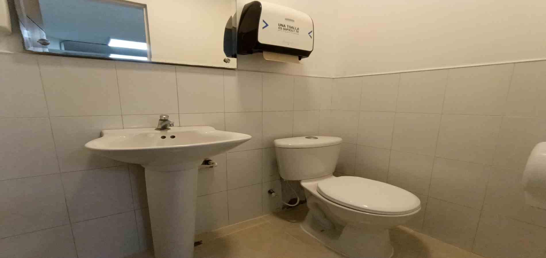 Foto de Local en Arriendo en Palogrande, Manizales - 5 - 279067367