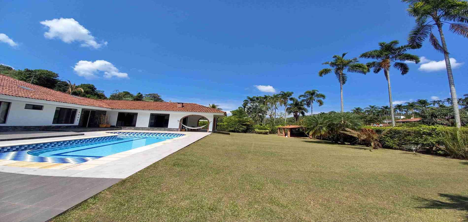 Foto de Casa para Venta en San bernardo del viento , Manizales - 279055594