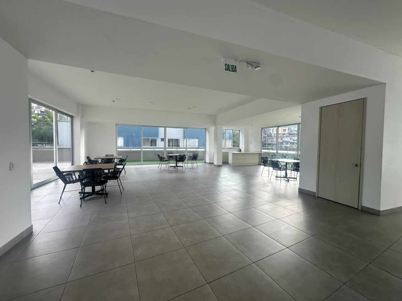 Foto de Apartamento para Arriendo en Avenida kevin Ángel, Manizales - 279069541