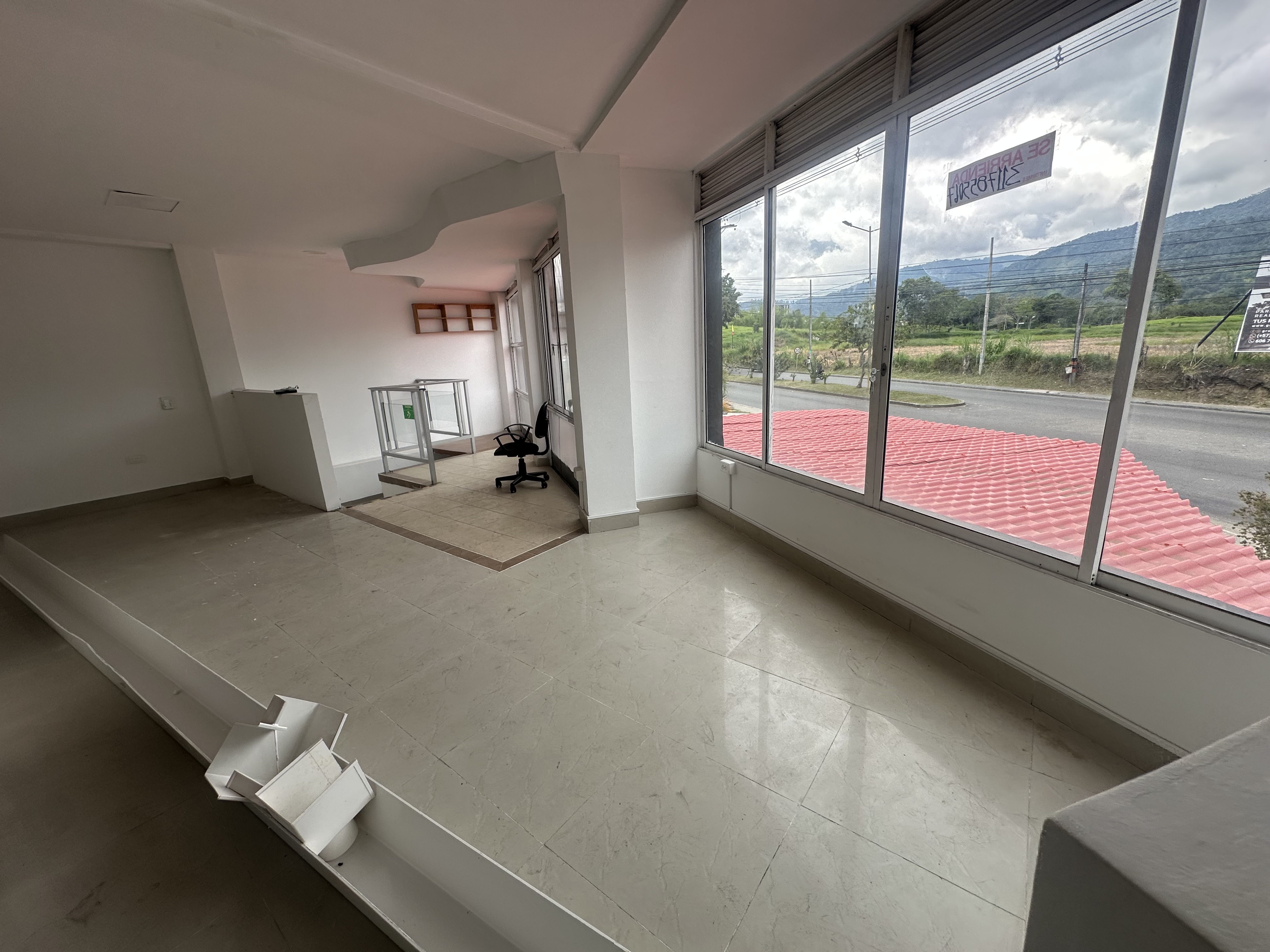 Foto de Local en Arriendo en Avenida centenario, Armenia  - 24 - 279069182