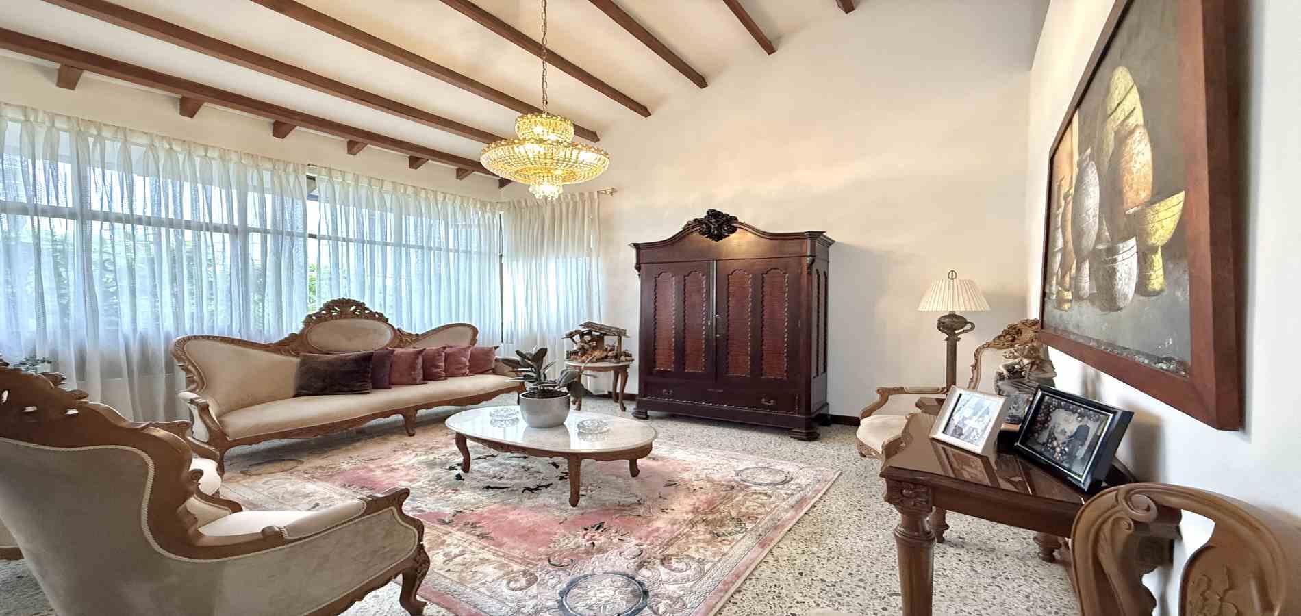 Foto de Casa para Arriendo en Avenida 30 de agosto, Pereira - 279061832