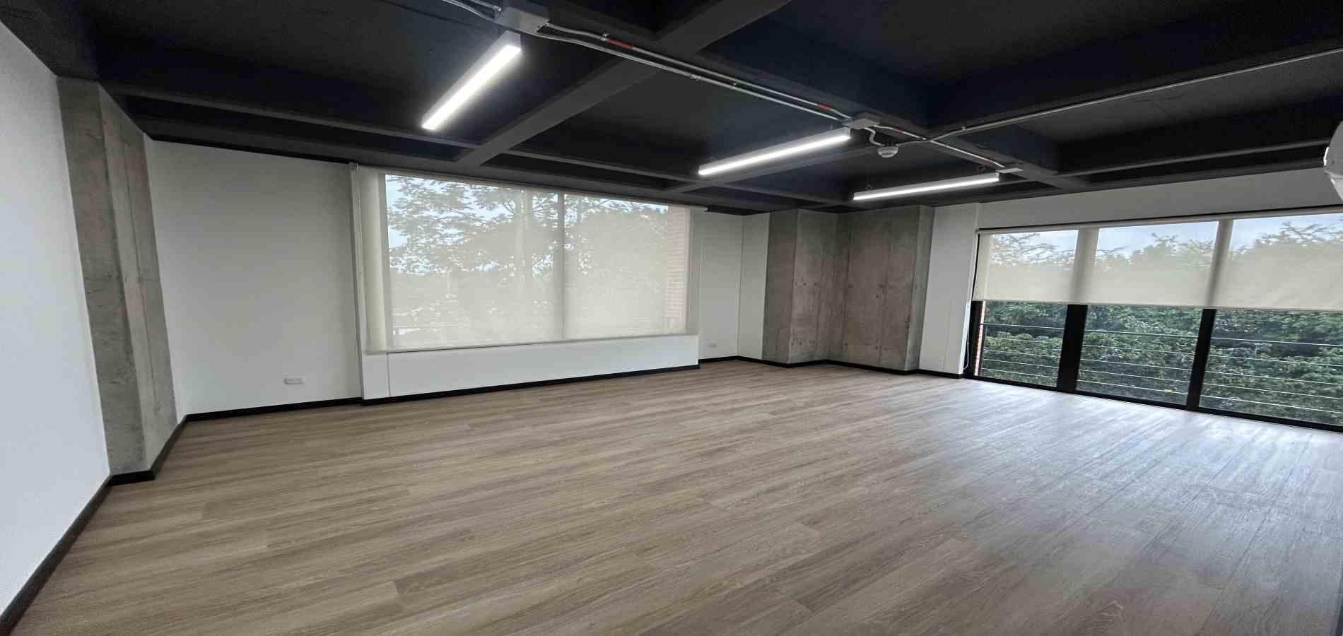 Foto de Oficina para Arriendo en Galicia, Pereira - 279067041