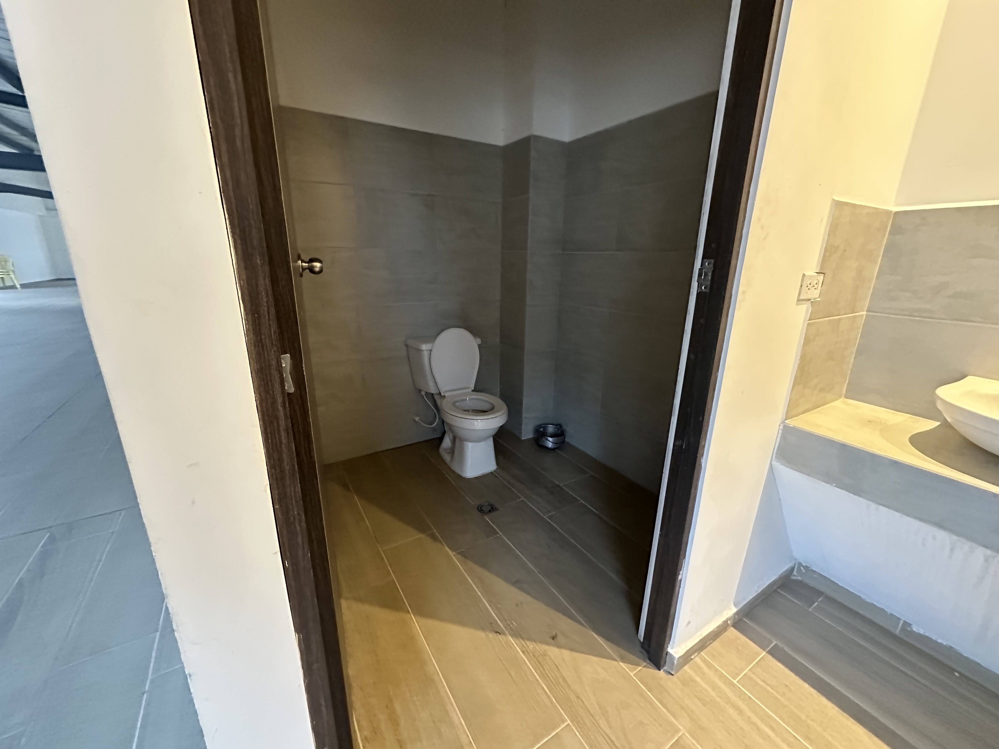 Foto de Local en Arriendo en Av bolivar, Armenia  - 10 - 279068782