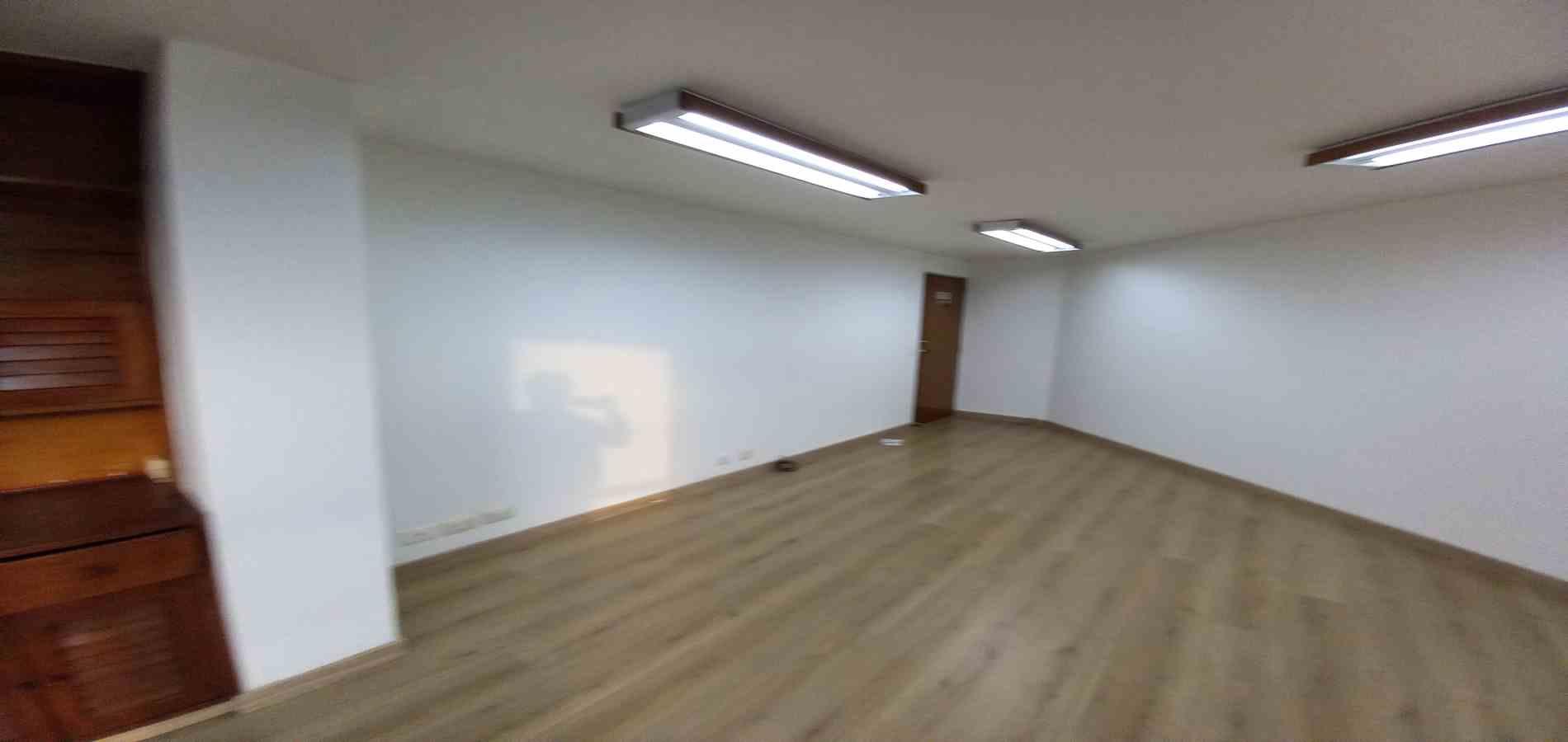 Foto de Oficina en Arriendo en Centro, Manizales - 12 - 13705