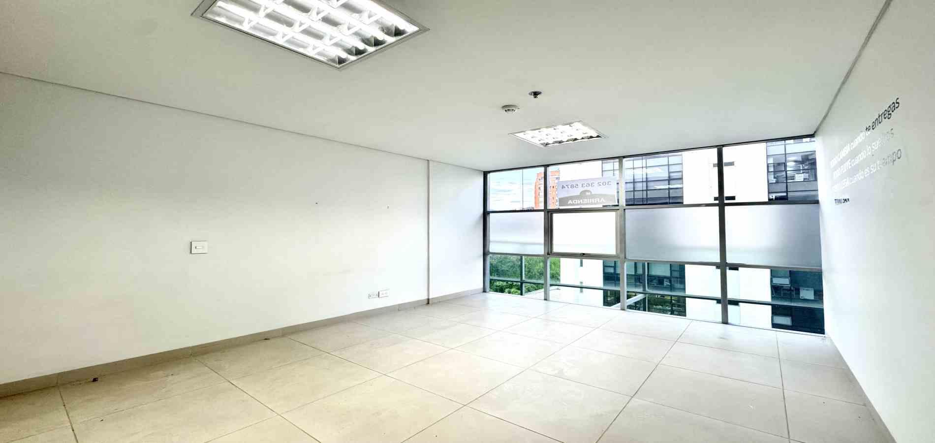 Foto de Consultorio para Arriendo en Pinares, Pereira - 279060574