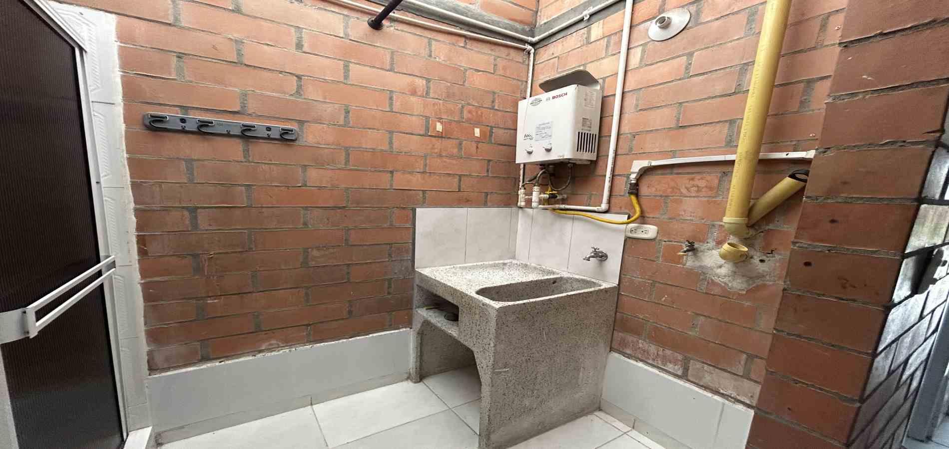 Foto de Apartamento en Arriendo en Avenida 30 de agosto, Pereira - 18 - 279068795