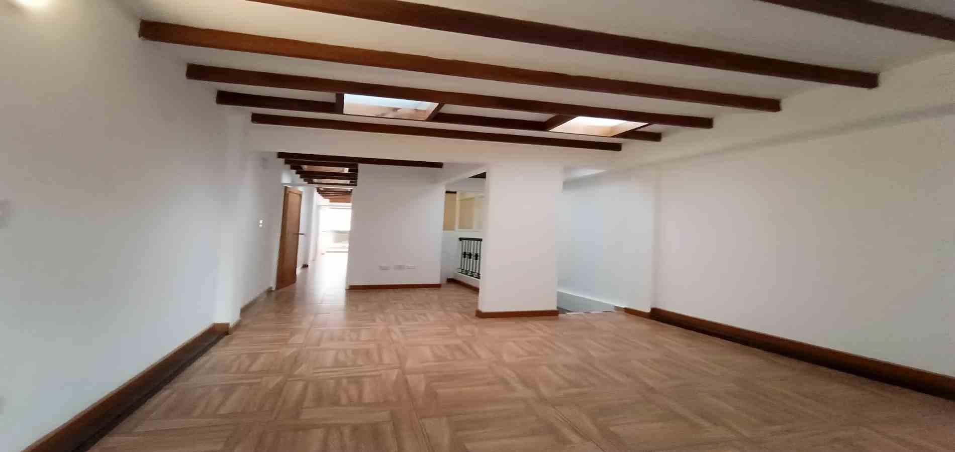 Foto de Apartamento en Arriendo en Chipre, Manizales - 1 - 279068474