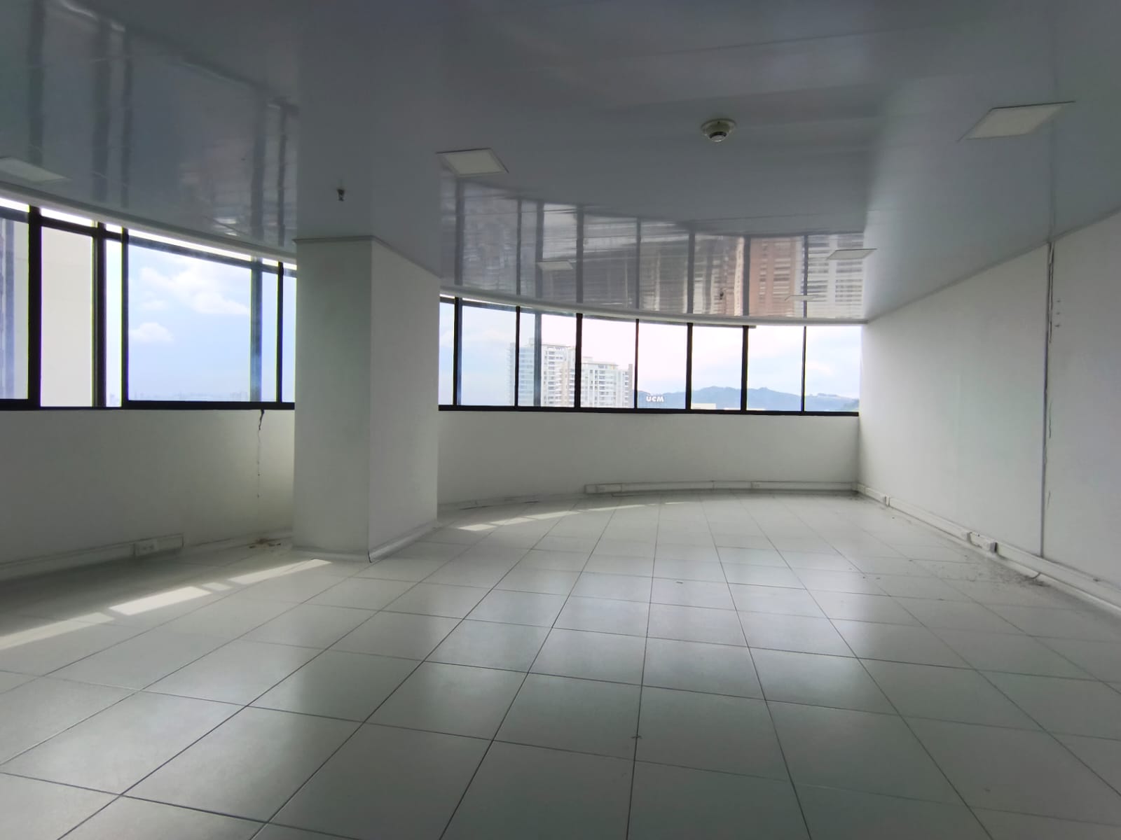 Foto de Oficina en Venta en Avenida santander , Manizales - 3 - 279070010