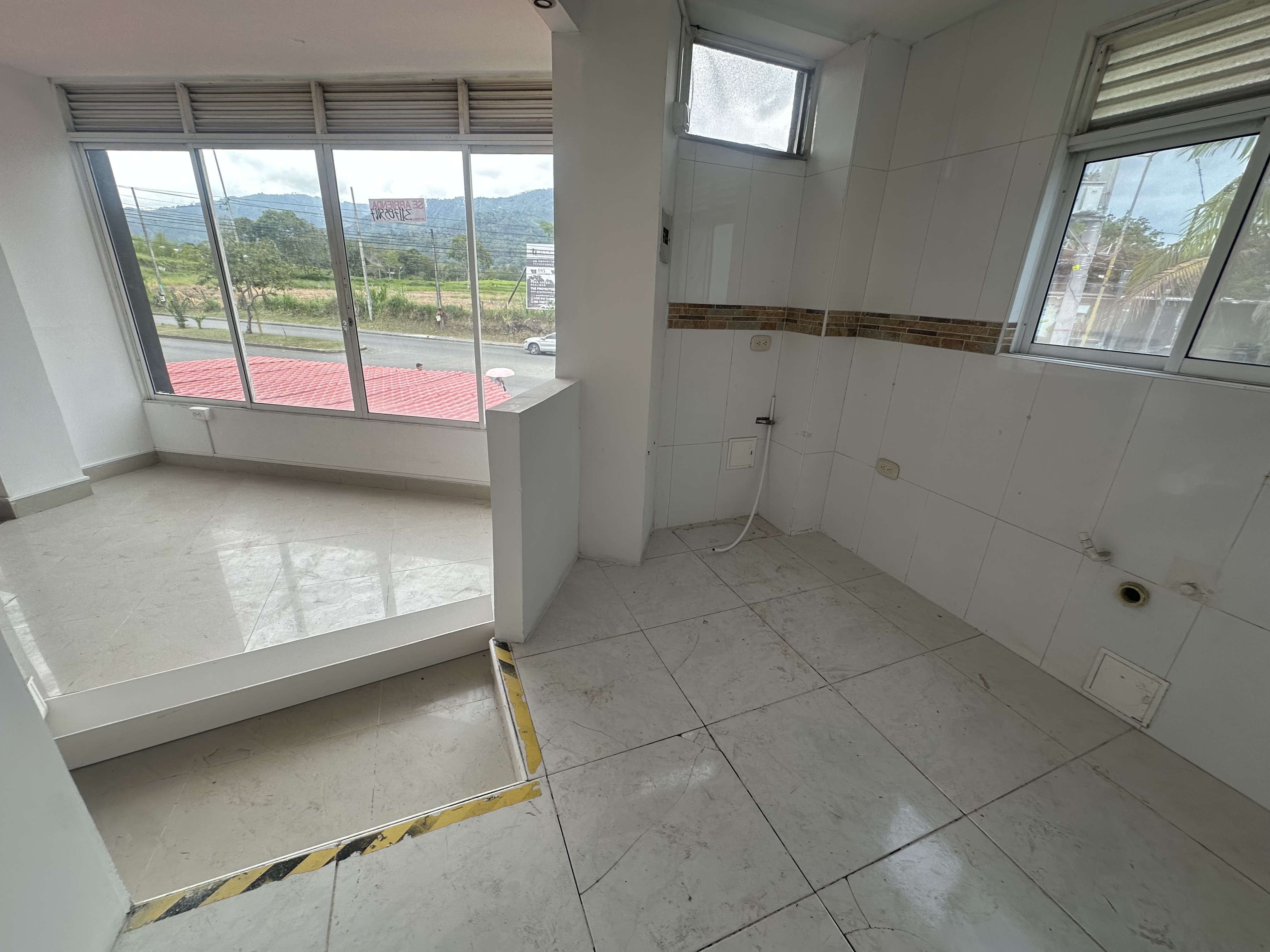 Foto de Local en Arriendo en Avenida centenario, Armenia  - 21 - 279069182