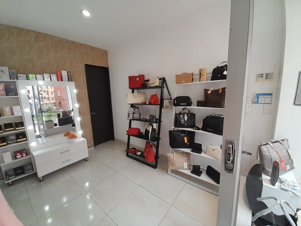 Foto de Local para Venta en Palermo, Manizales - 2791024521