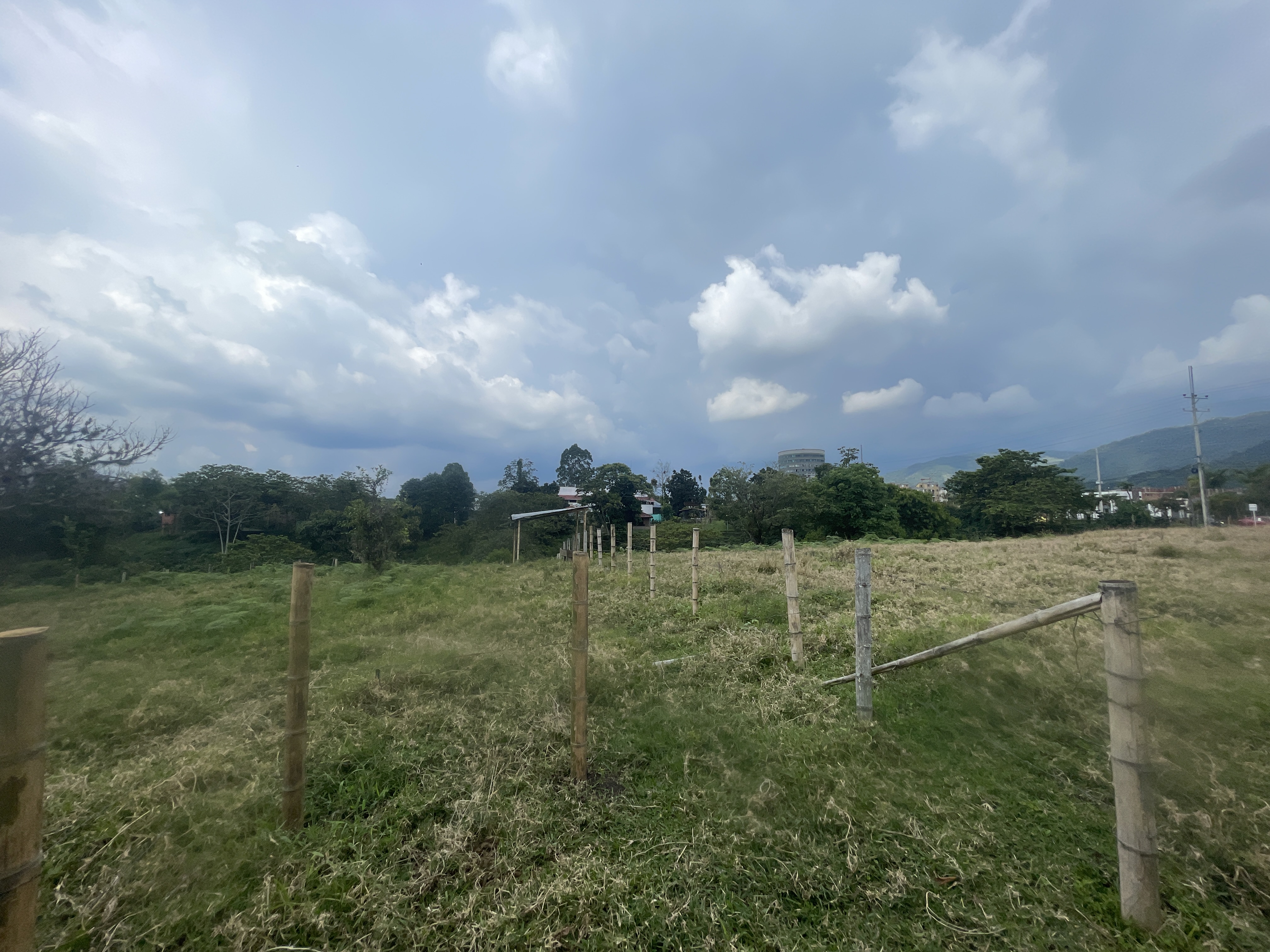Foto de Lote / terreno en Venta en Avenida centenario, Armenia  - 9 - 279065799